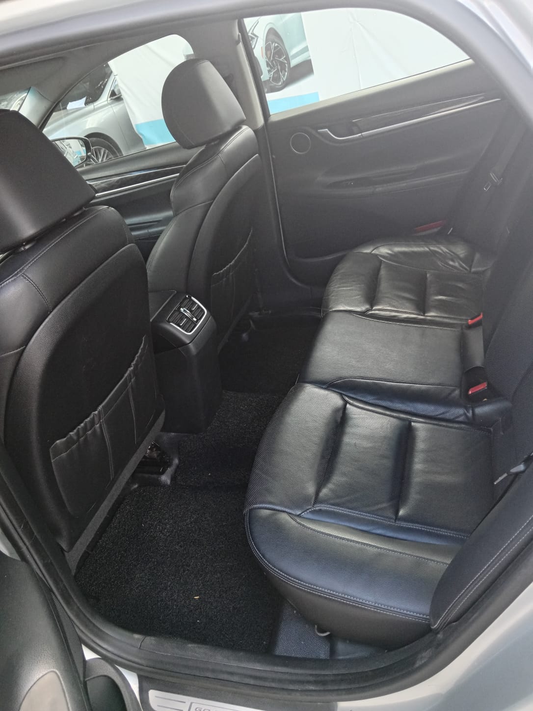 carros - HYUNDAI GRANDEUR 2018 GRIS 9