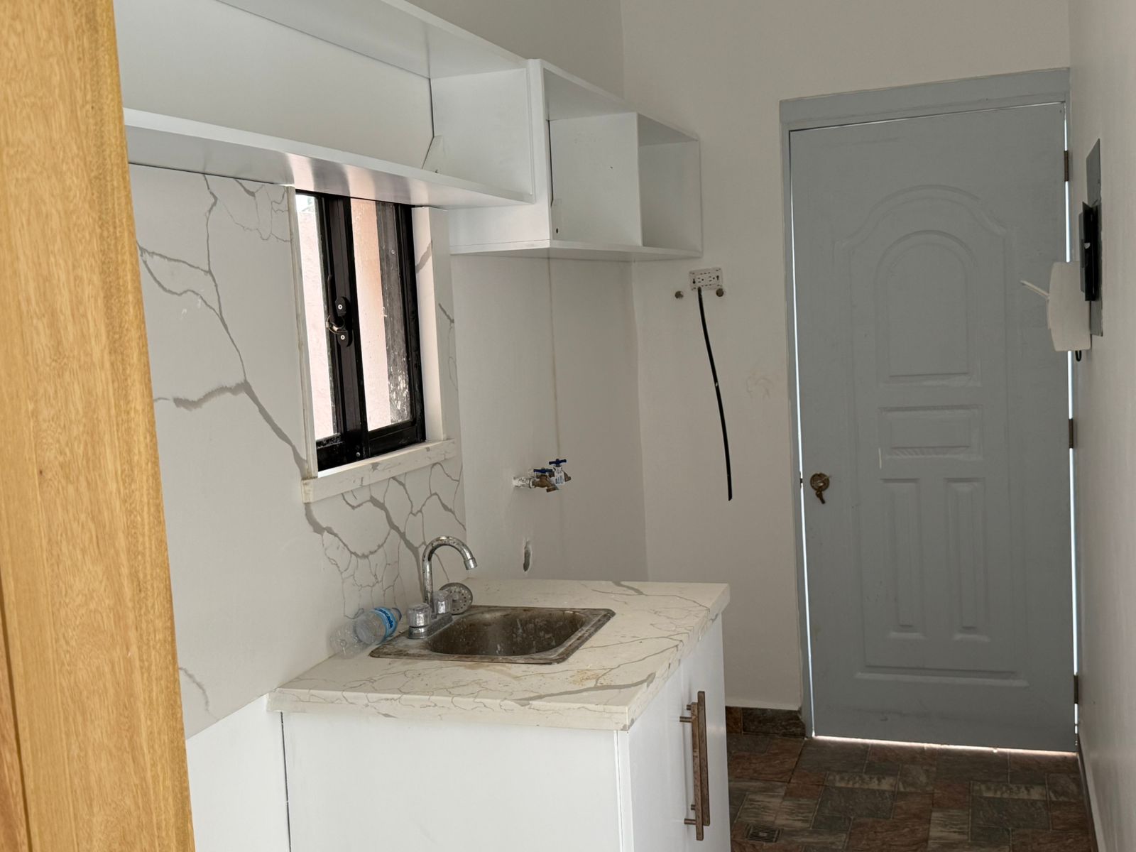 casas - CASA MODERNA EN VENTA DE DOS NIVELES, SANTIAGO. 7