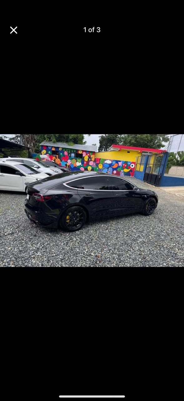 carros - (Vendo tesla model 3 )$2,050,0000 1