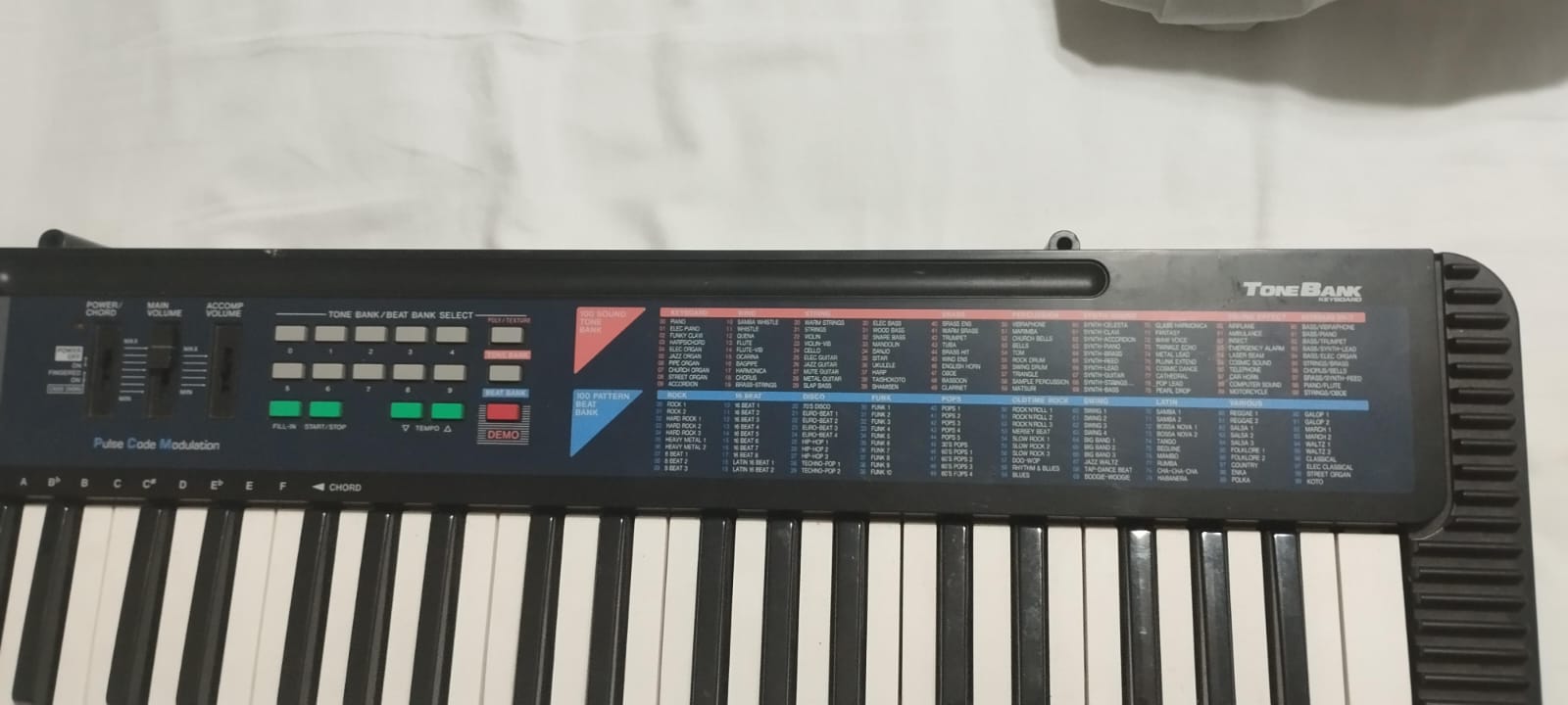 consolas y videojuegos - PIANO CASIO BUENA CONDICIONES 4 OCTAVA 49 TECLAS 4