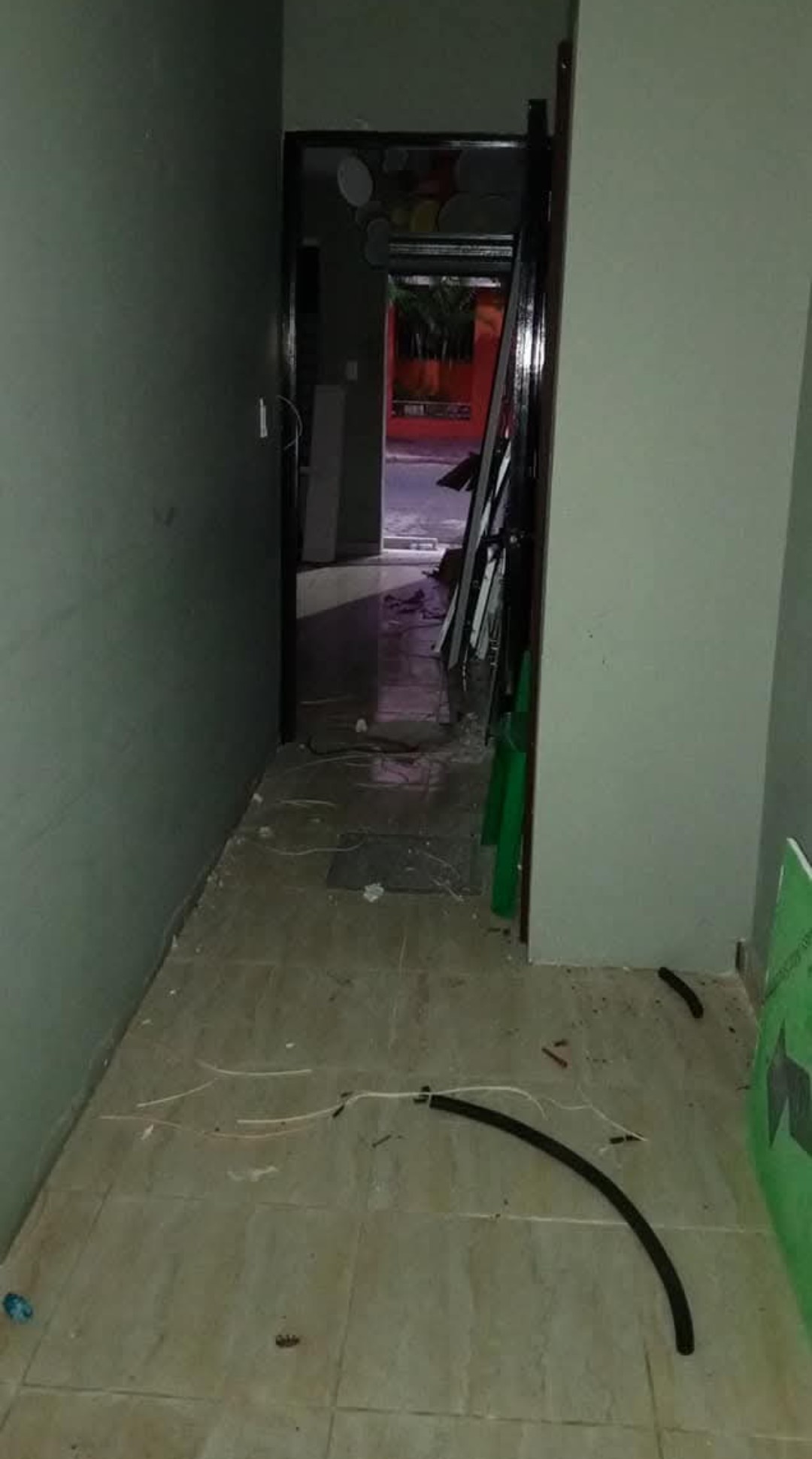 oficinas y locales comerciales - Alquilo Ens la Fe 2