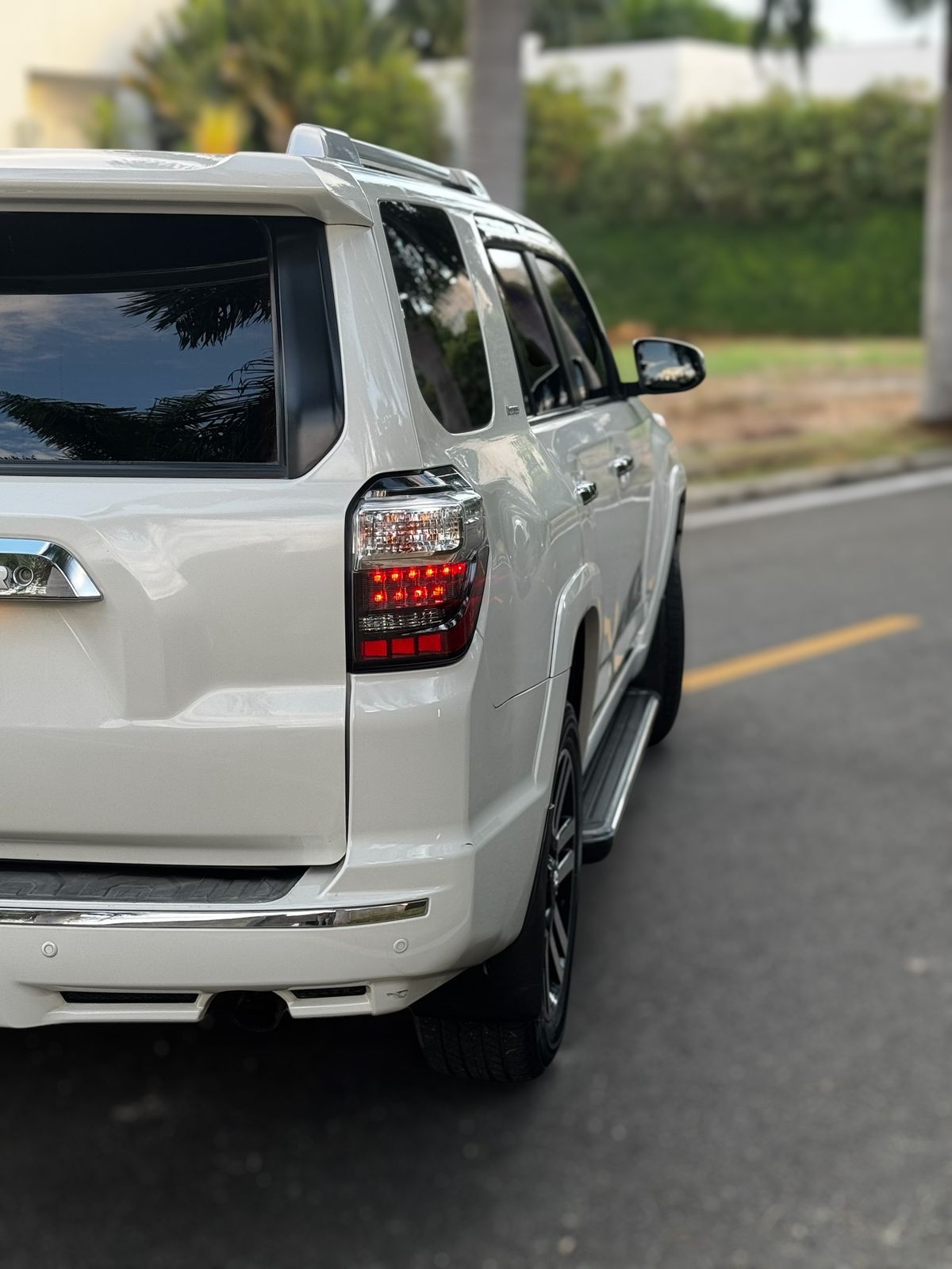 jeepetas y camionetas - Toyota 4 Runner Limited 2021US$54,000 negociable 5