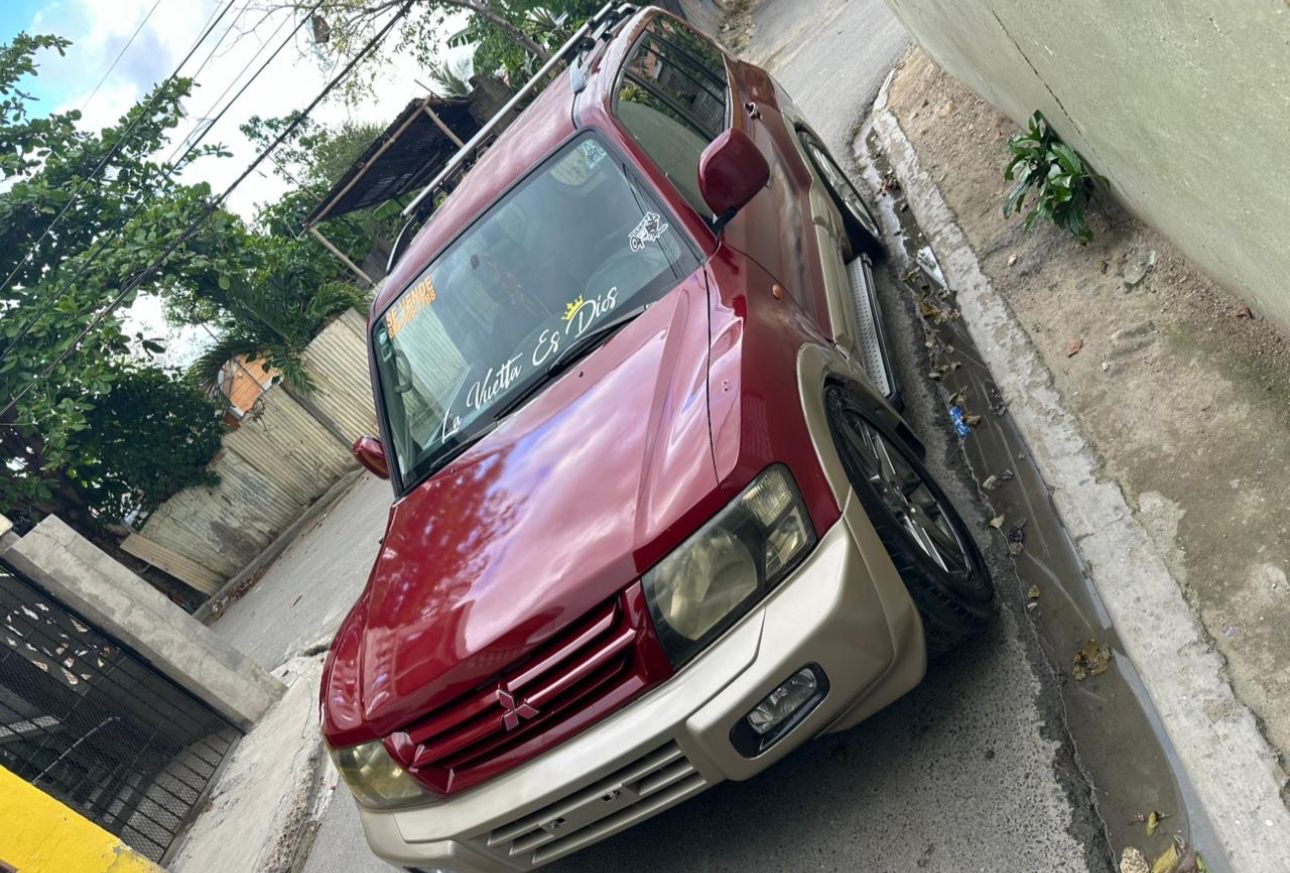 jeepetas y camionetas - Mitsubishi 2001 en perfectas condiciones  6