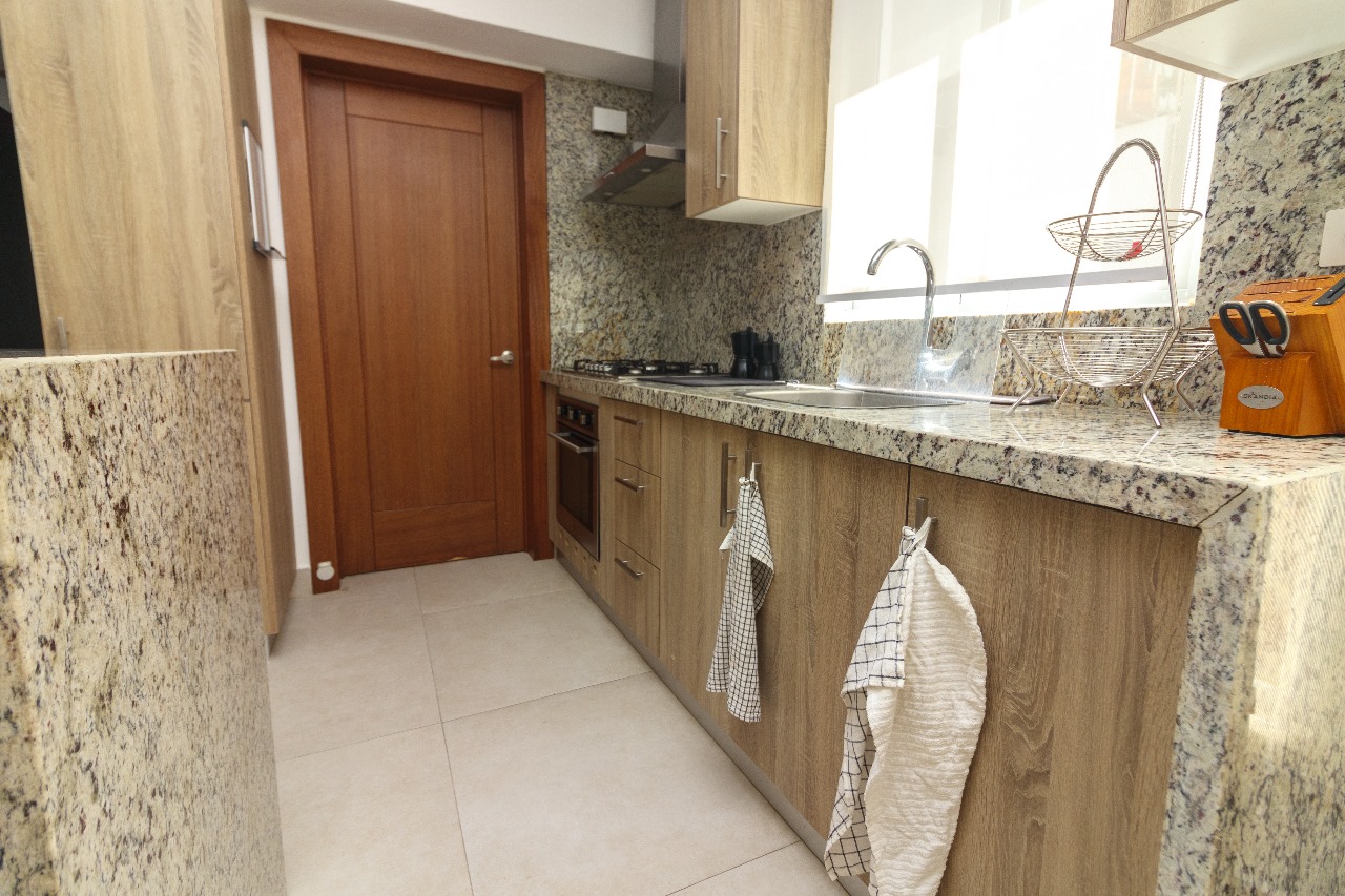 apartamentos - Alquilo apartamento amueblado Evaristo Morales  9