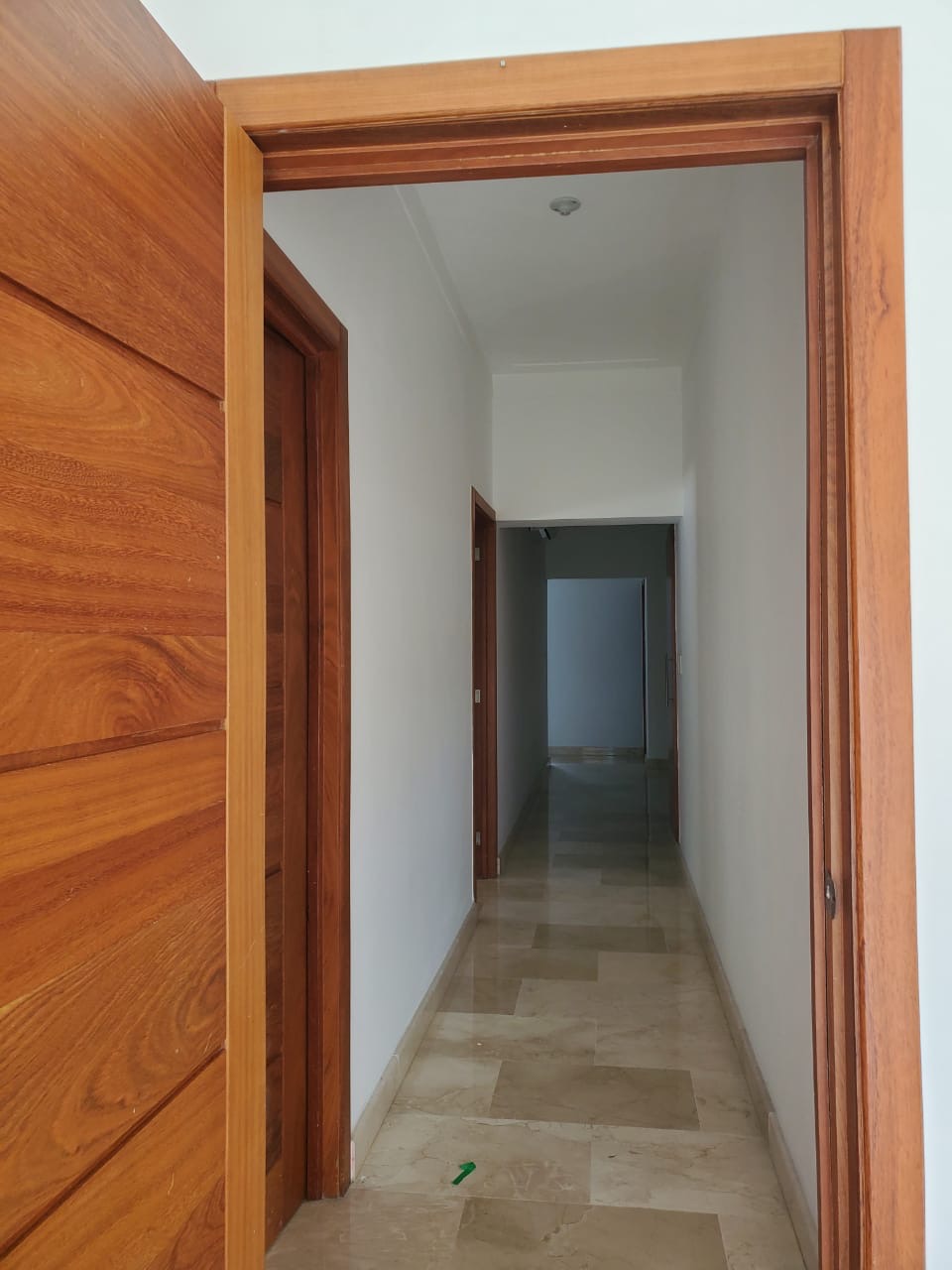 apartamentos - Alquiló mirador sur tres hab con baño dos parqueos 8