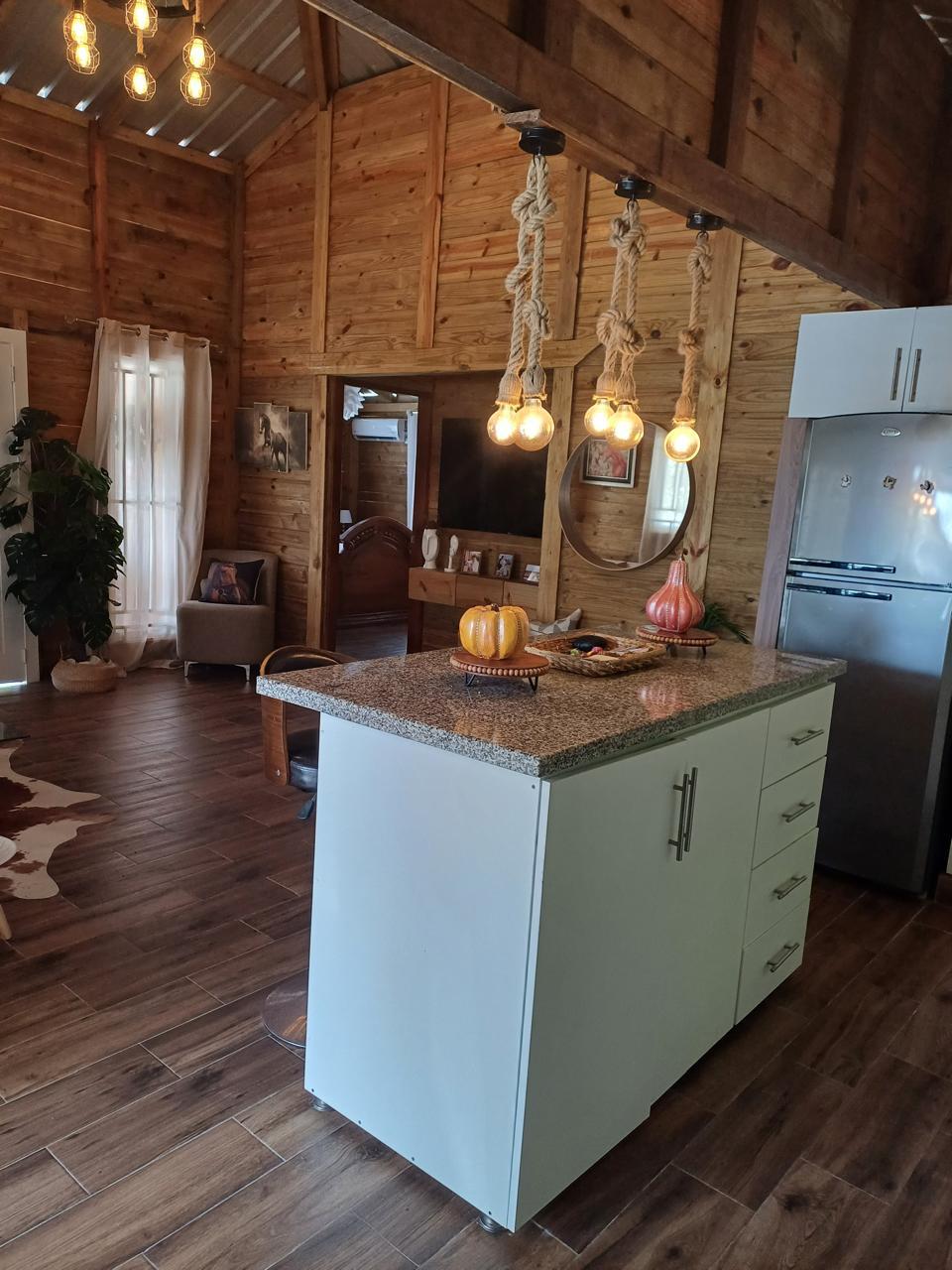 casas vacacionales y villas - Se vende ‼️ Hermosa villa campestre en Higüey  8