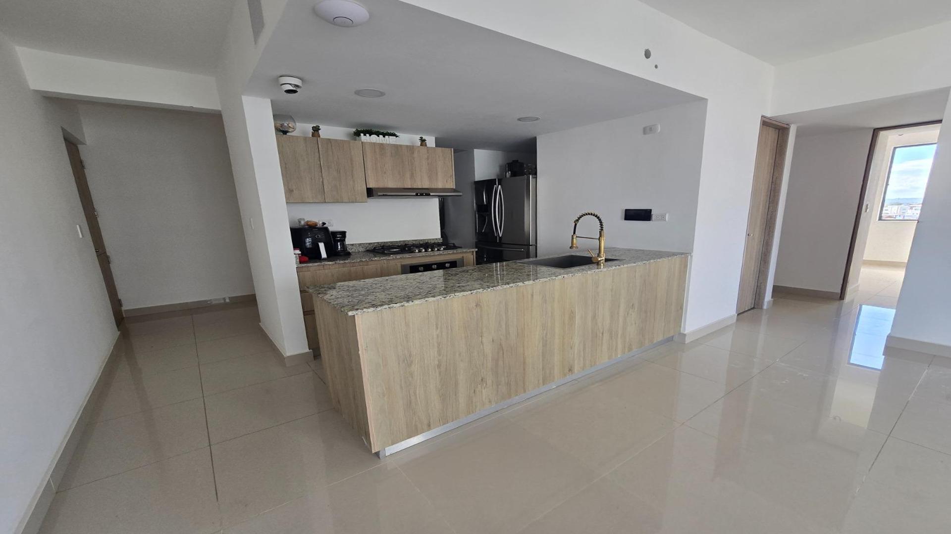 apartamentos - APARTAMENTO EN VENTA EN AV. HISPANOAMERICANA, SANTIAGO. 5