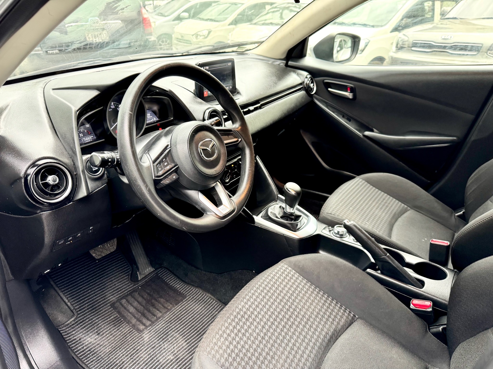 carros - Mazda Demio 2019 Full  3
