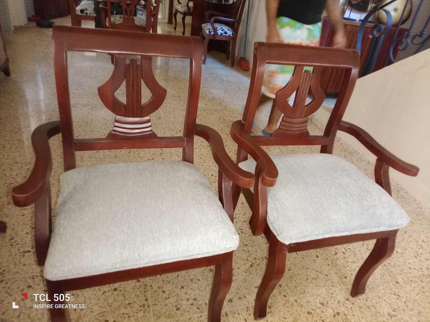 muebles y colchones - Vendo De oportunidad 2 Butacas en Caoba  1