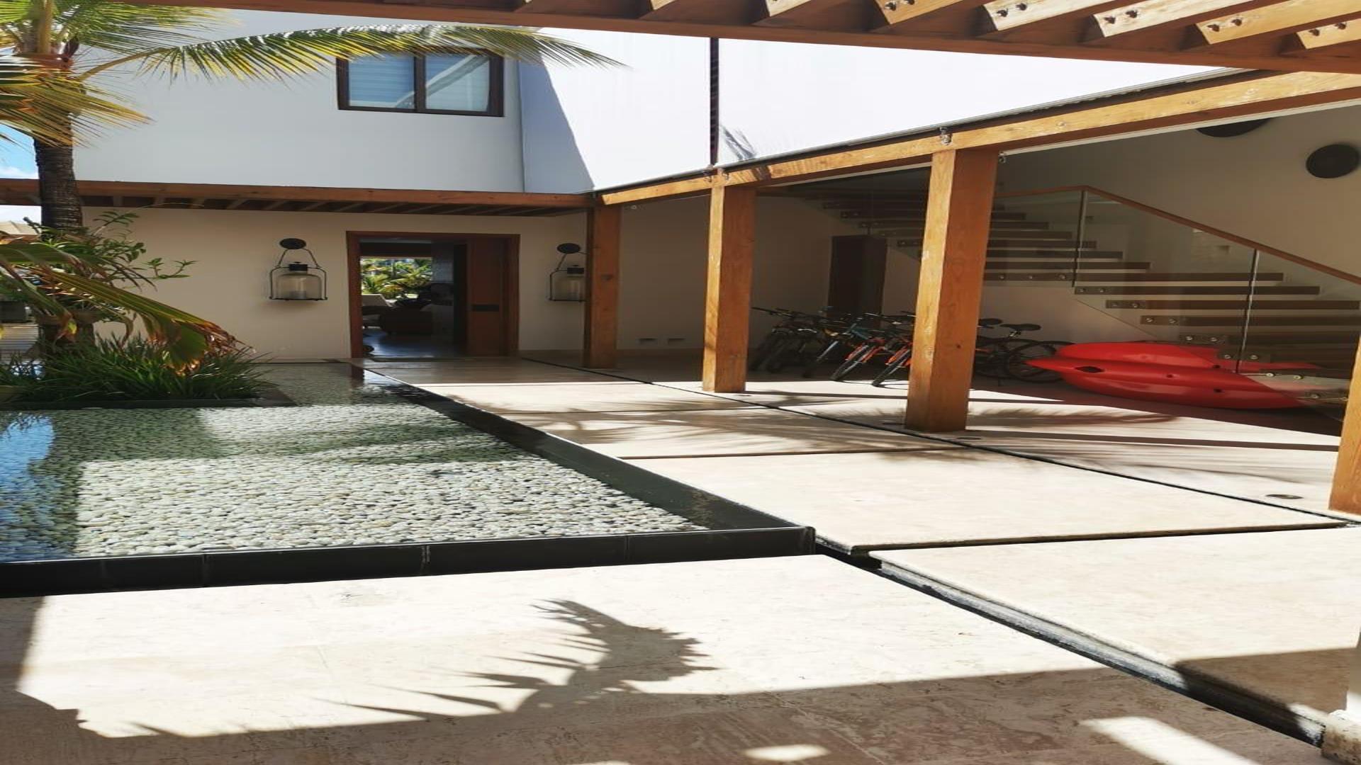 casas vacacionales y villas - Exclusiva Villa en la Marina de Cap Cana 4
