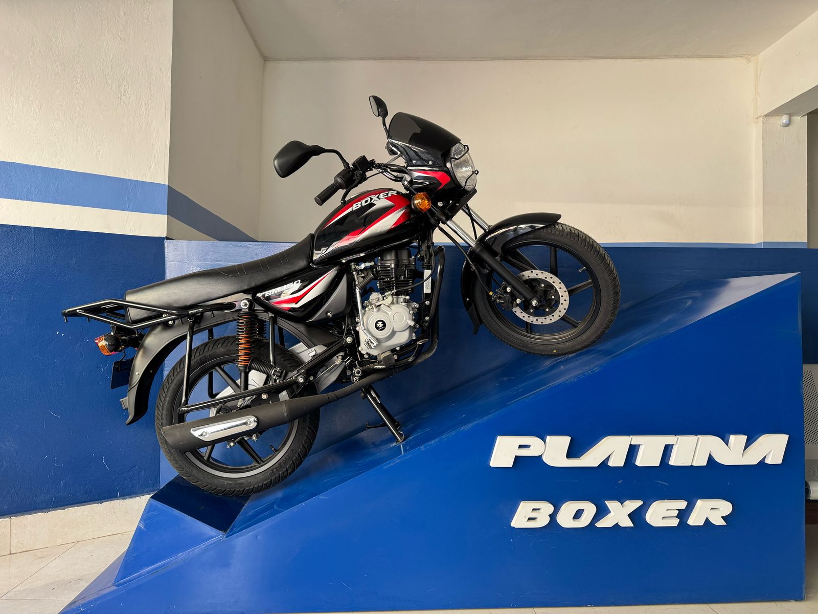 motores y pasolas - BAJAJ BOXER 150cc 0