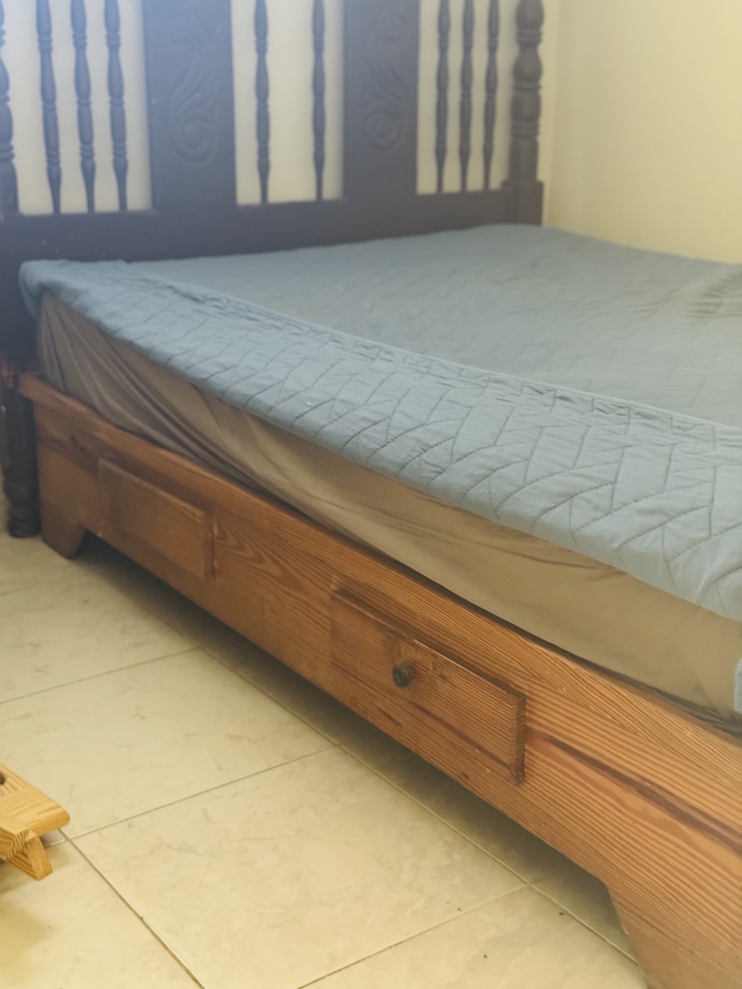 muebles y colchones - Base de cama con colchón incluido. 