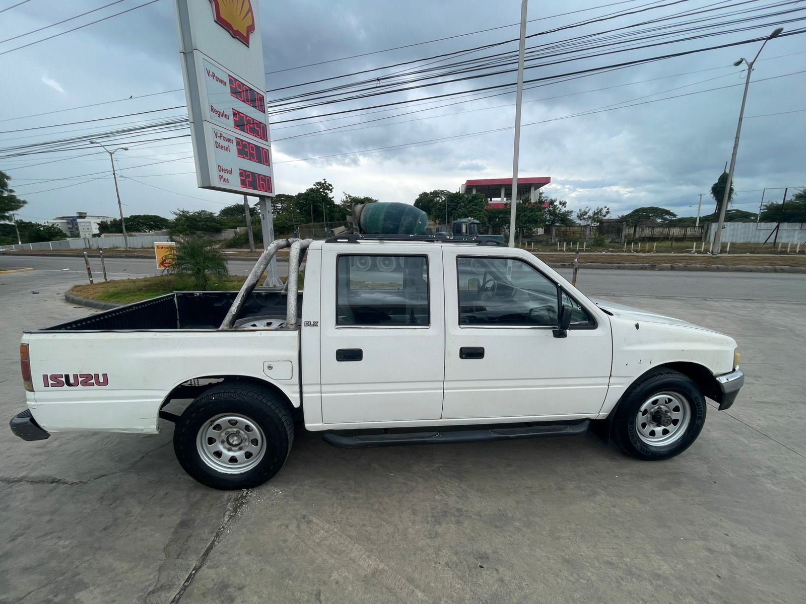 jeepetas y camionetas - Isuzu kb 1994
financiamiento disponible  1