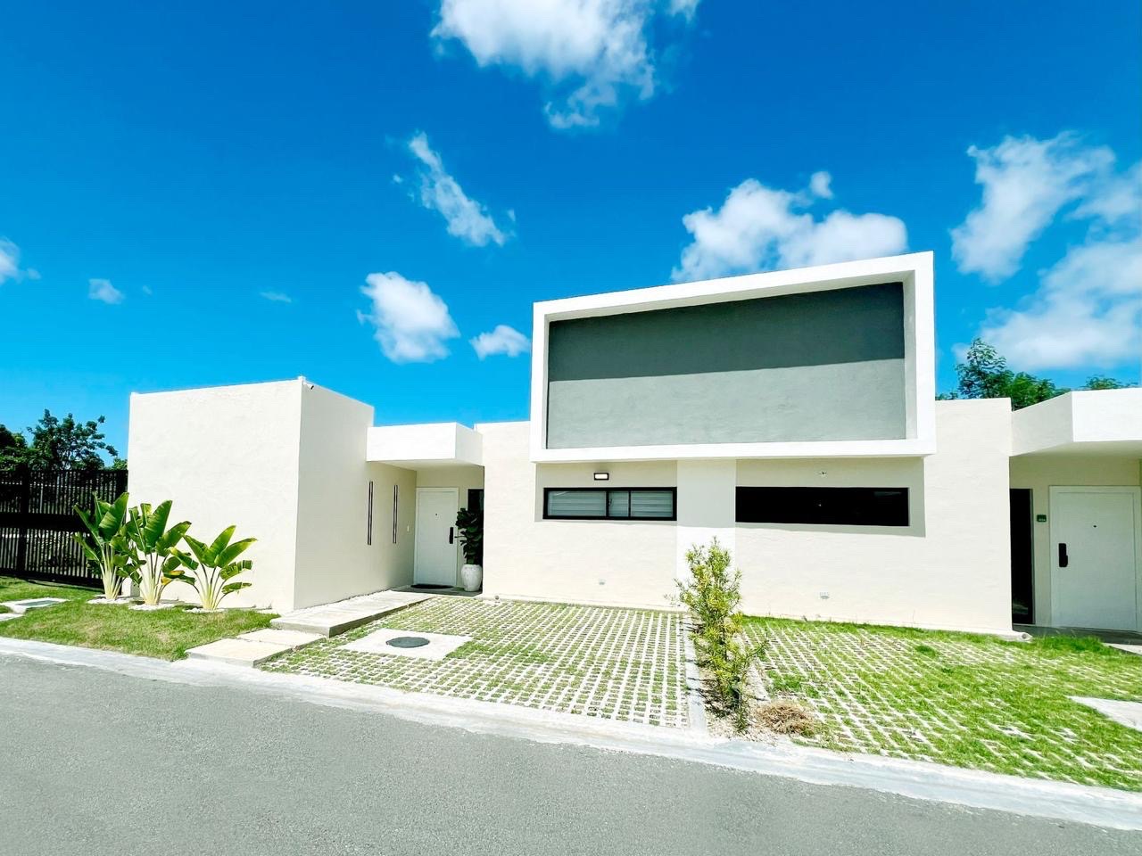 casas vacacionales y villas - Escapada Perfecta: Villa Segura con Piscina y Gym 5
