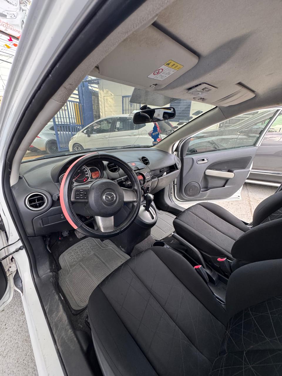 carros - MAZDA DEMIO 5