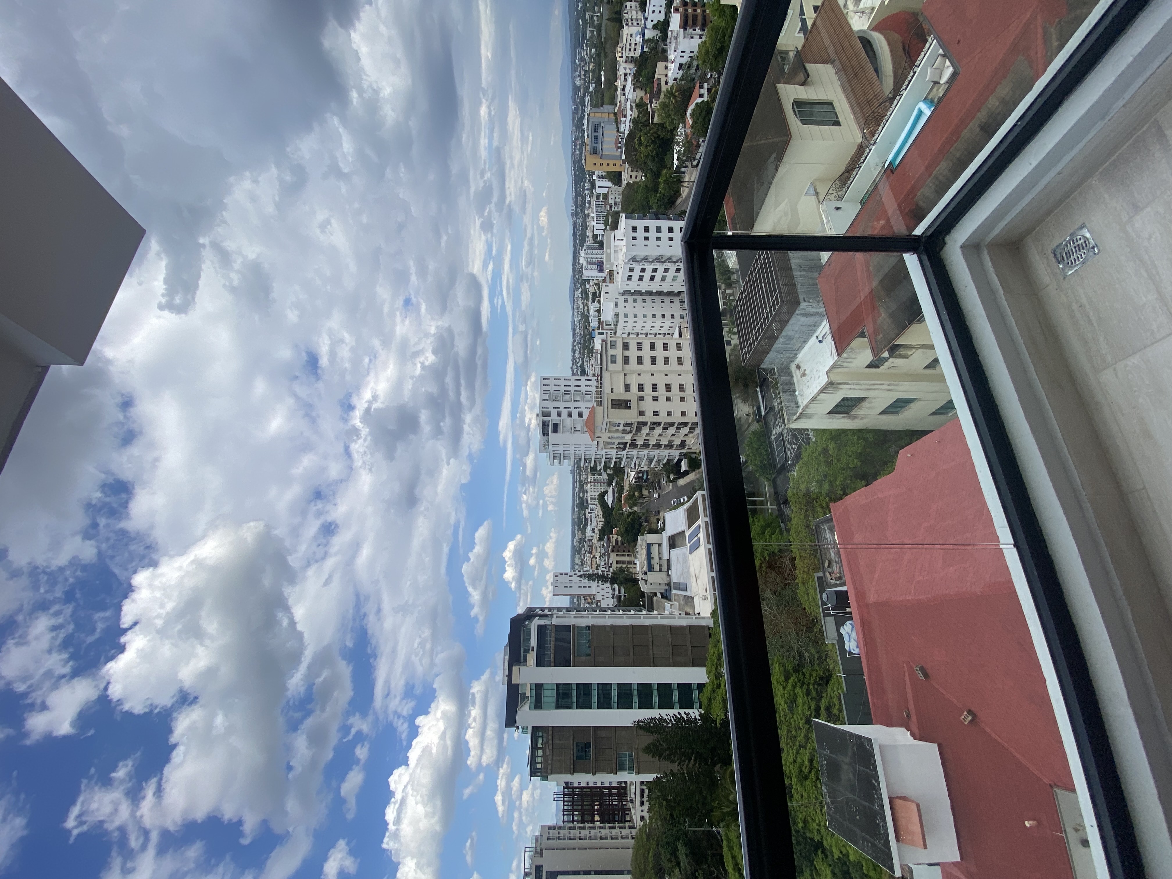 apartamentos - Apartamento a estrenar en piso alto de venta en La Esmeralda 4