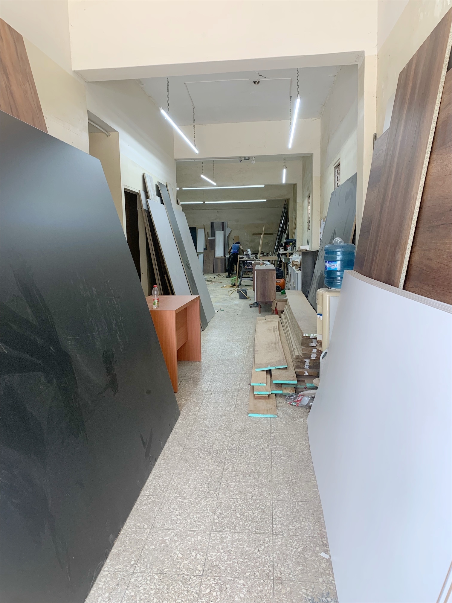 oficinas y locales comerciales - Local en ensanche la Fe  2