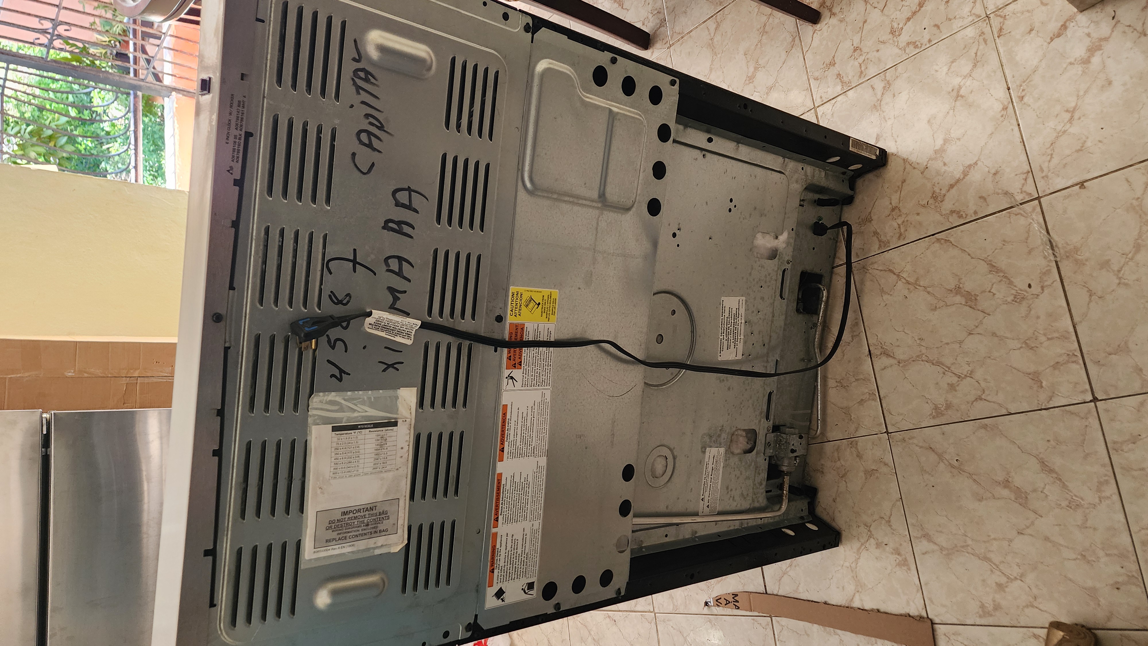 electrodomesticos - Estufa Frigidaire 30 pulgadas recién importada  2