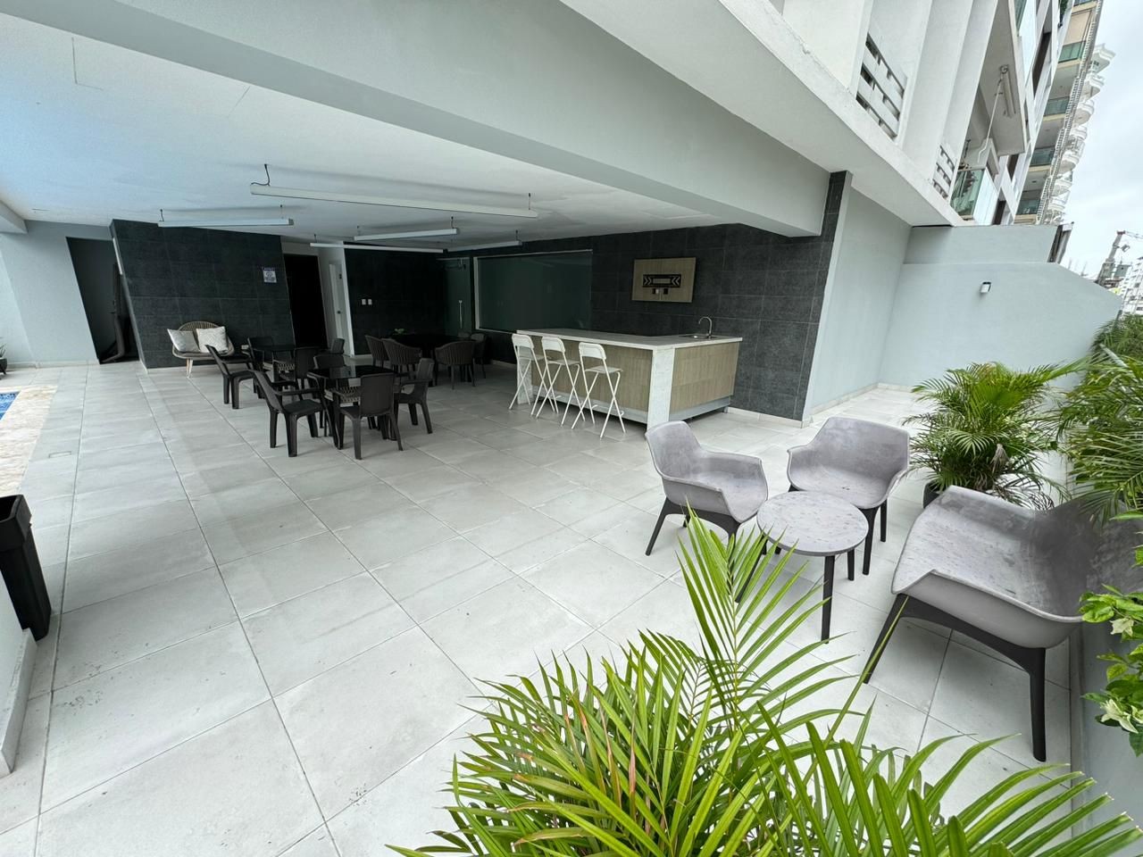 apartamentos - Apartamento en Venta Amueblado
EVARISTO MORALES
USD 190,000.00
 7