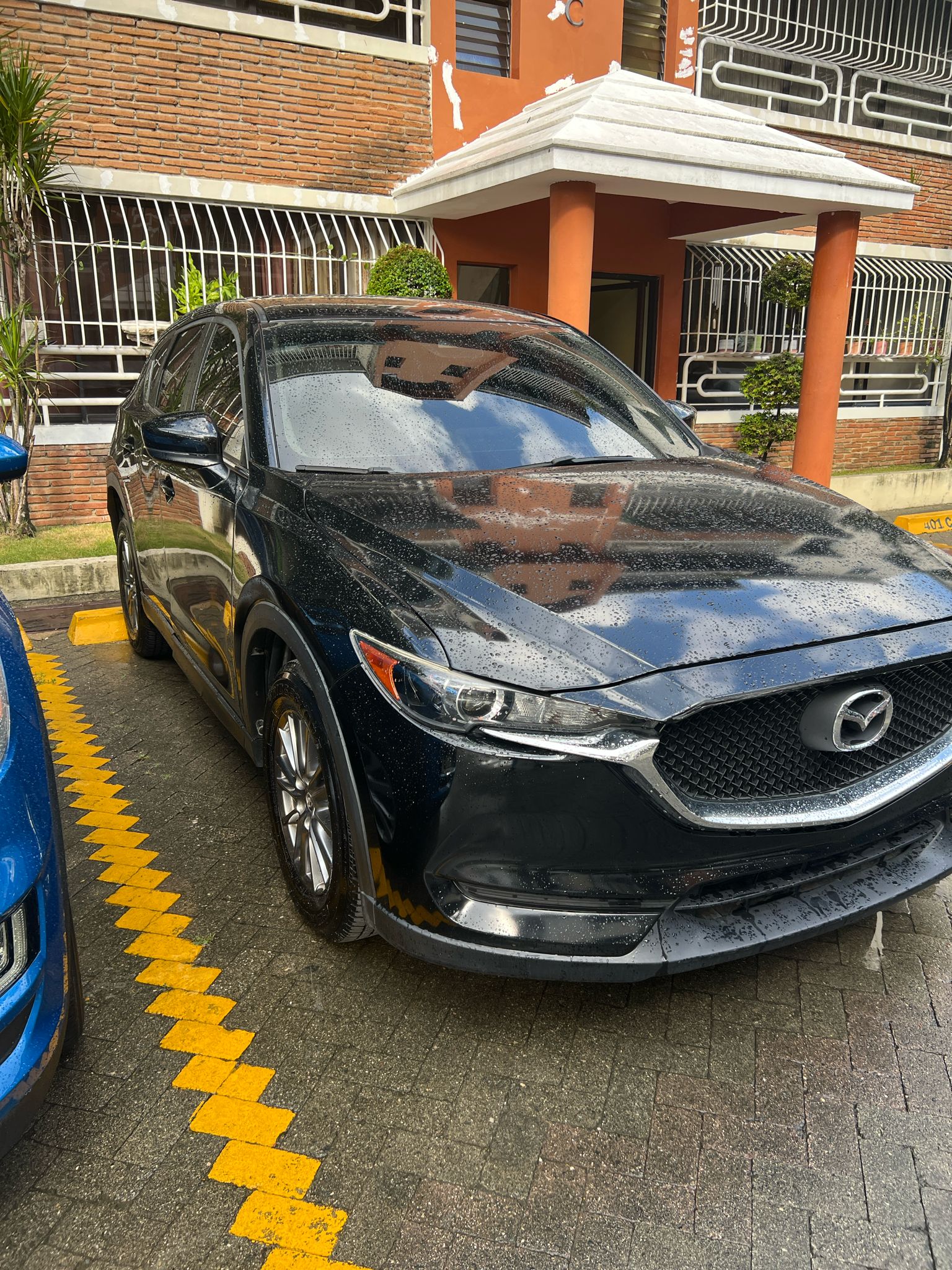 jeepetas y camionetas - Mazda CX-5 Color Negro NEGOCIABLE