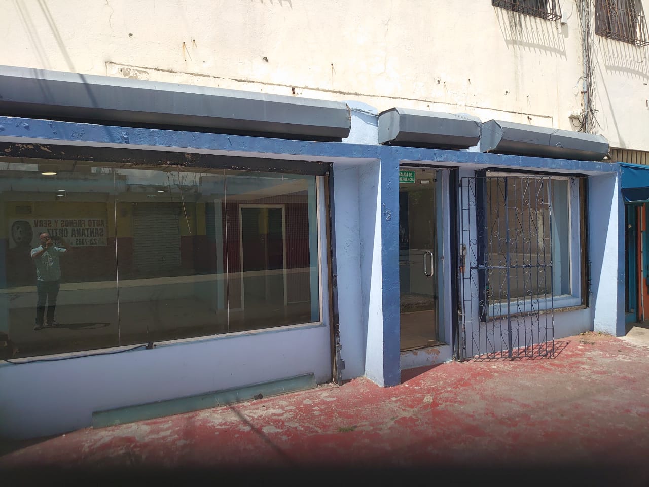 oficinas y locales comerciales -  local  villa María Josefa brea, esquina samana 3