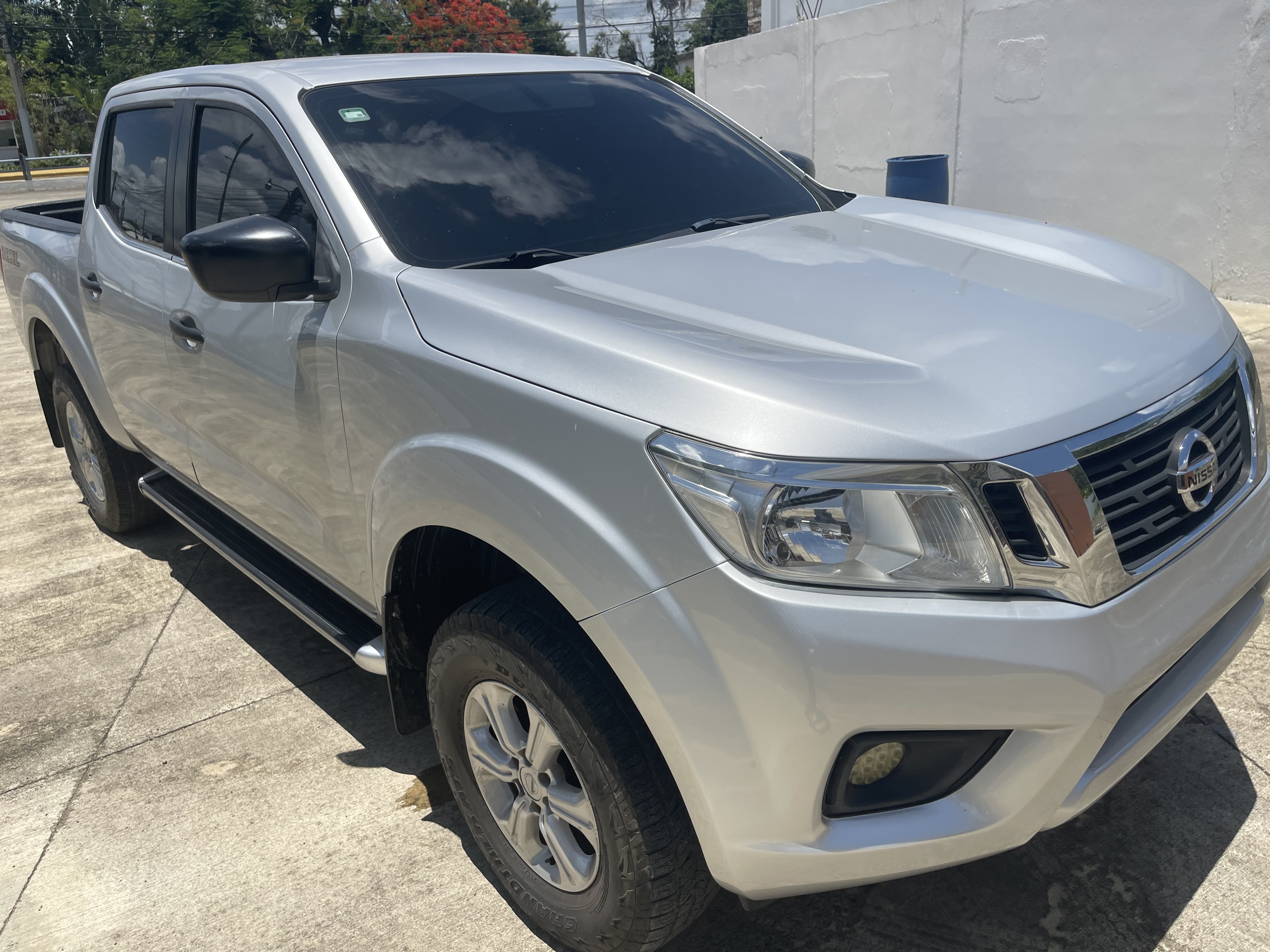 jeepetas y camionetas - Nissan Frontier 4WD, Diesel, único dueño, Alarma. 4