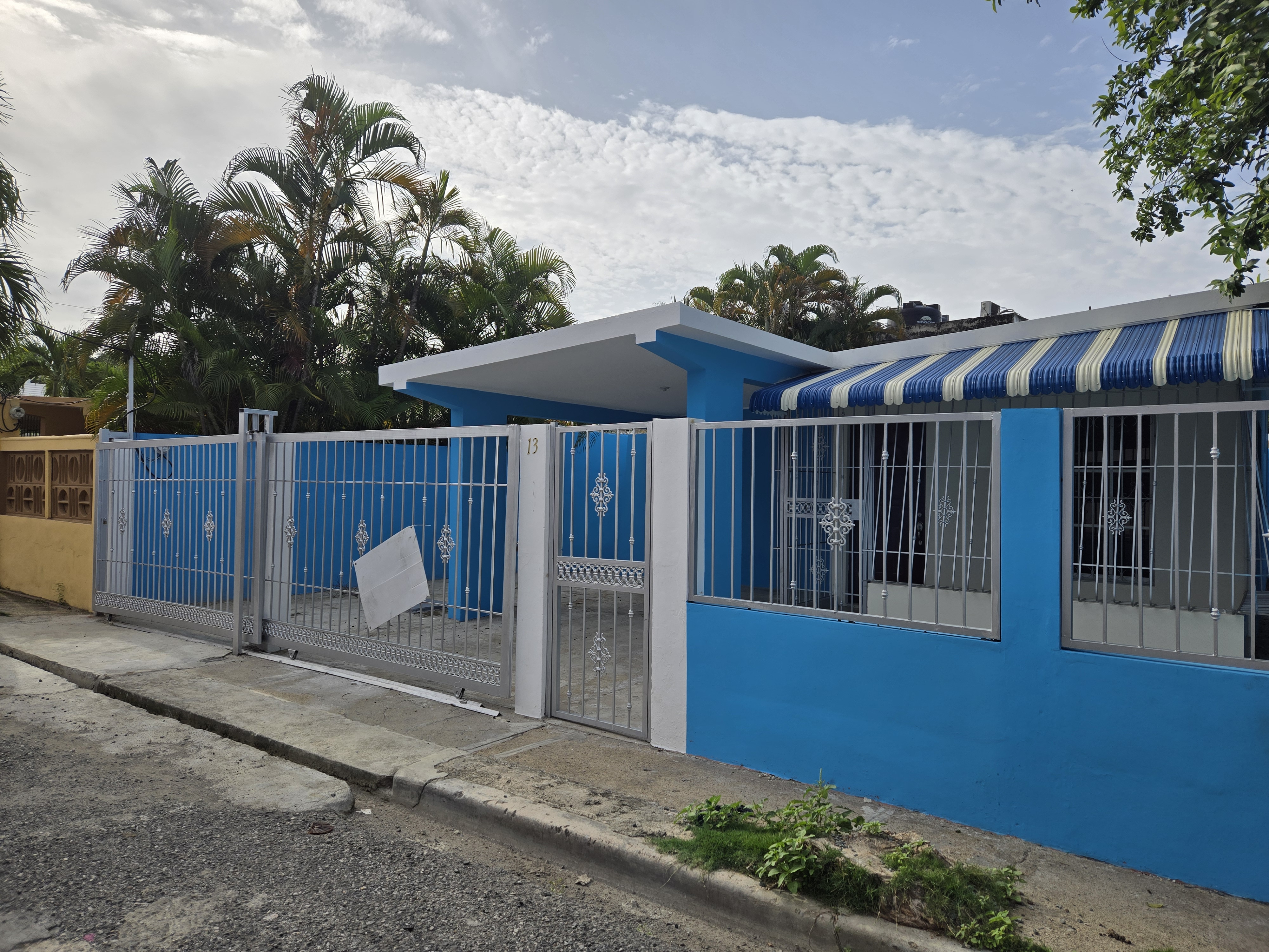 casas - Alquilo casa en Bello Campo, Sto. Dgo. Este