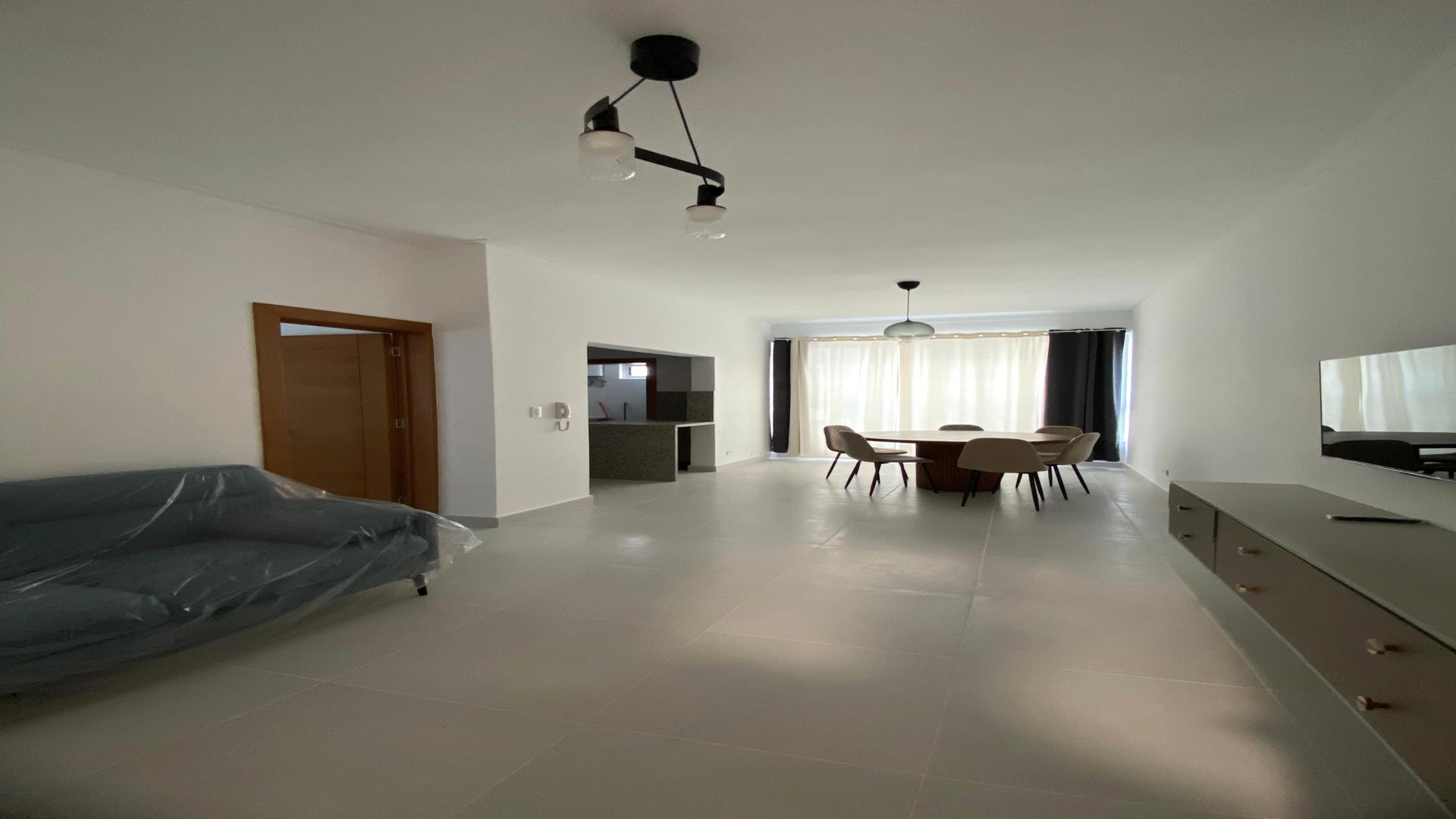 apartamentos - Alquiler 1 Hab | Gym + terrazas | Evaristo Morales 0