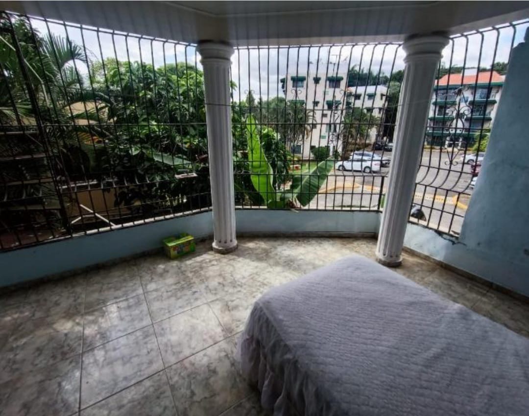 apartamentos - Vendo casa Alameda dos niveles 5 hab con baño dos  3