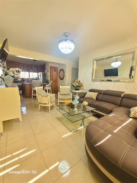 apartamentos - Segundo nivel de venta en Los Jardines metropolitanos 2
