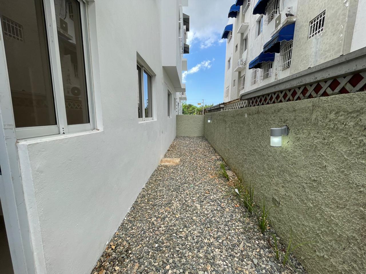 apartamentos - Venta de apartamento en San Isidro 6