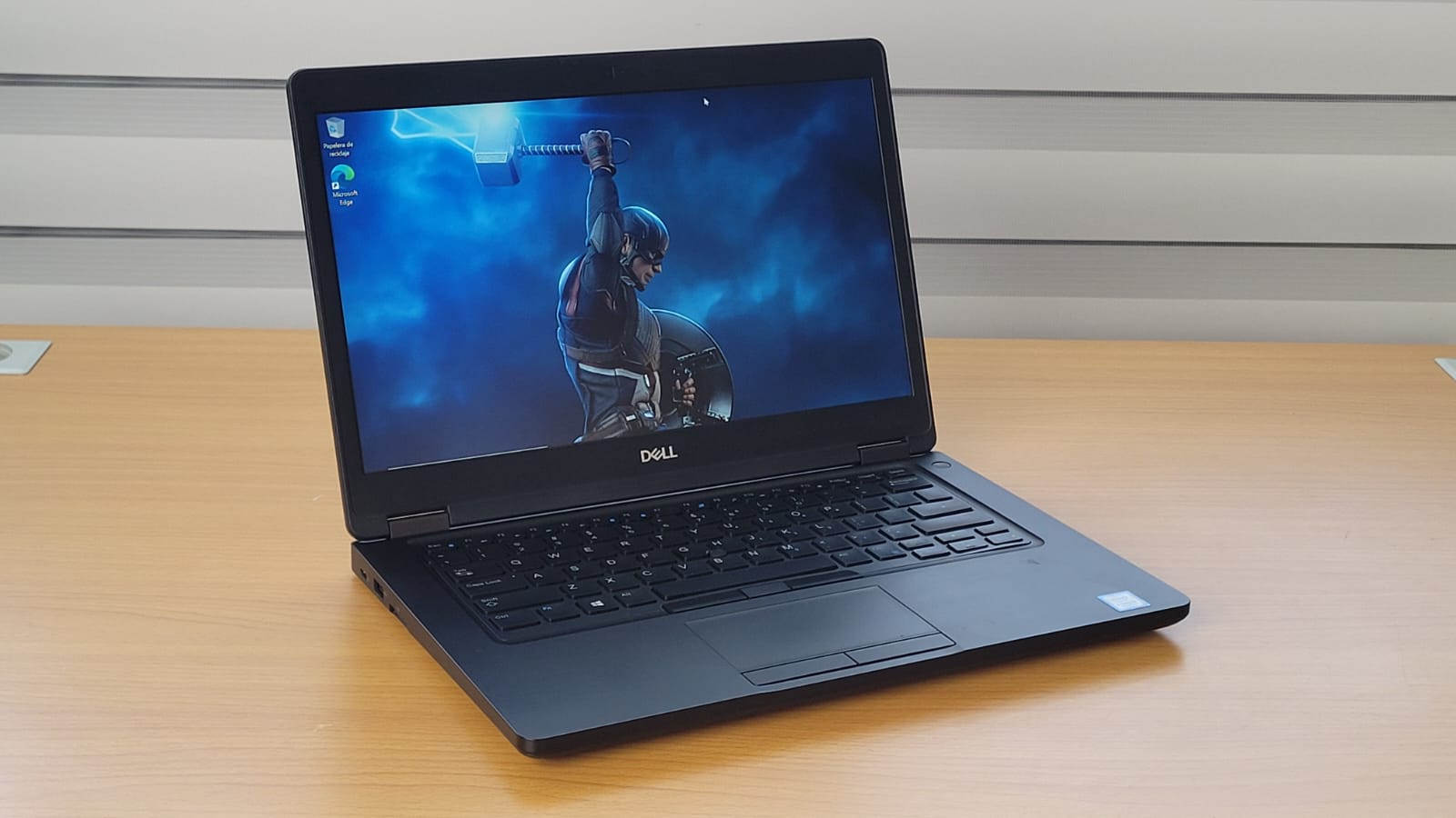 computadoras y laptops - Laptop Dell Laitude 5480 i5 8va 8GB 128SSD 14 PLG  0