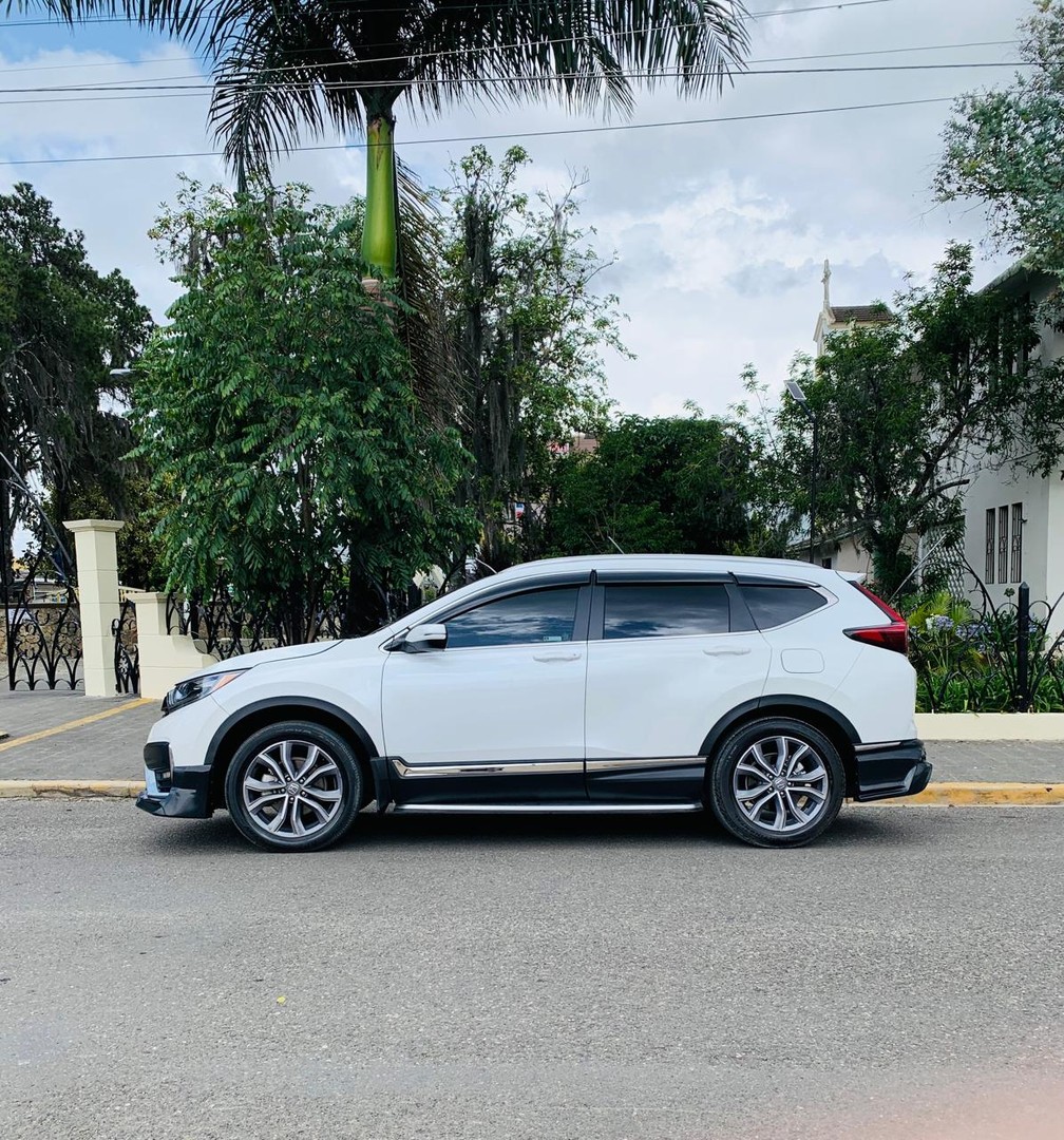 jeepetas y camionetas - CR-V touring año 2022

 3
