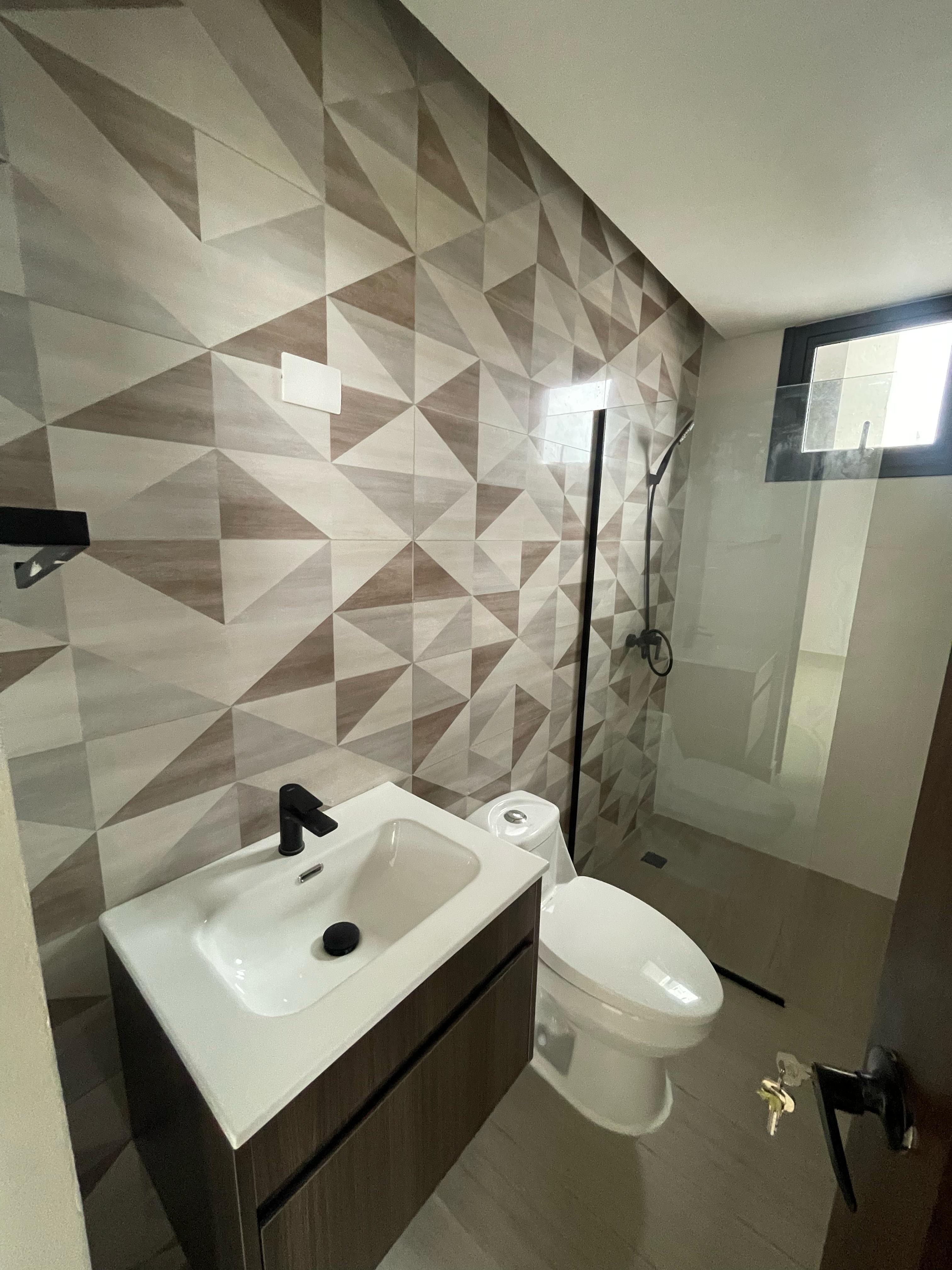 apartamentos - Se alquila 2do nivel 📍Av. Hispanoamericana 7