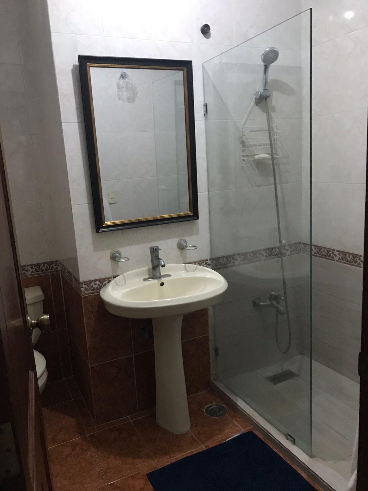 apartamentos - Elegante Apartamento Amueblado en el Sector de Evaristo Morales.  4