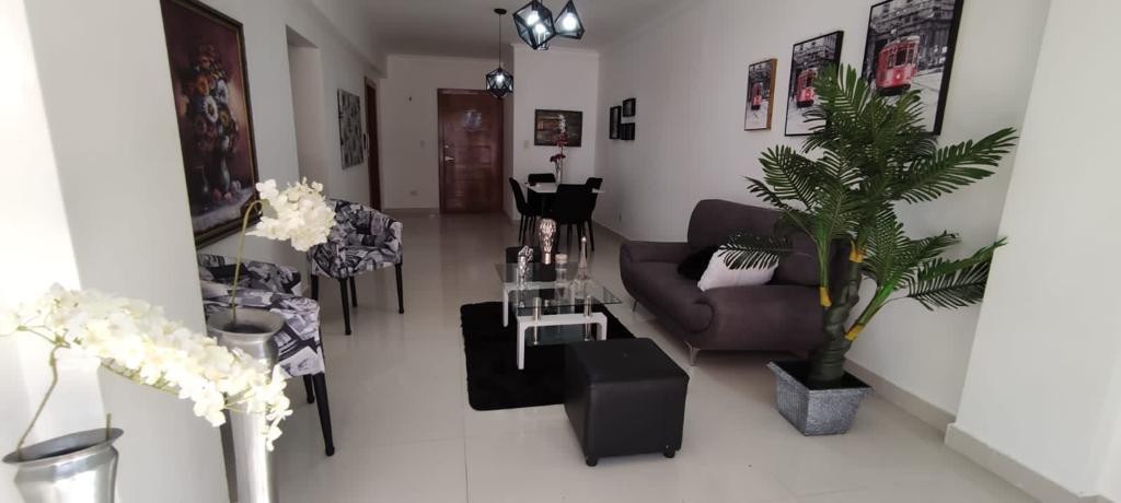 apartamentos - Se alquila apartamento amueblado Mirador Norte
2 habitaciones
2 parqueos linéale 5