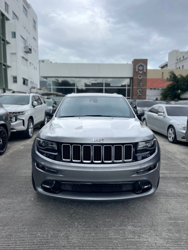 jeepetas y camionetas - Jeep grand cherokee srt 2015 3