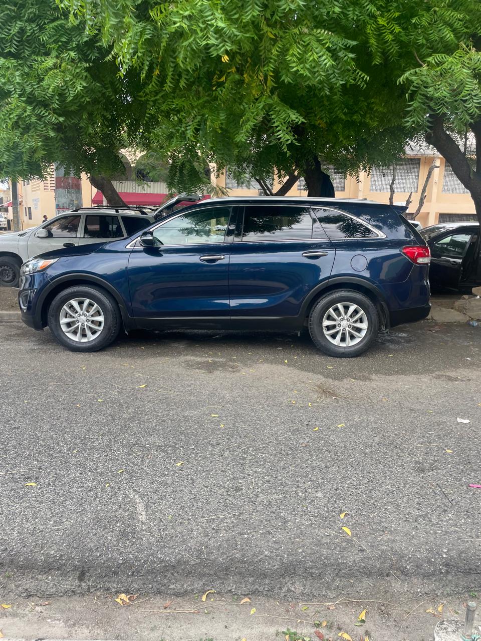 jeepetas y camionetas - Kia Sorento 2016 unica dueña en RD 1