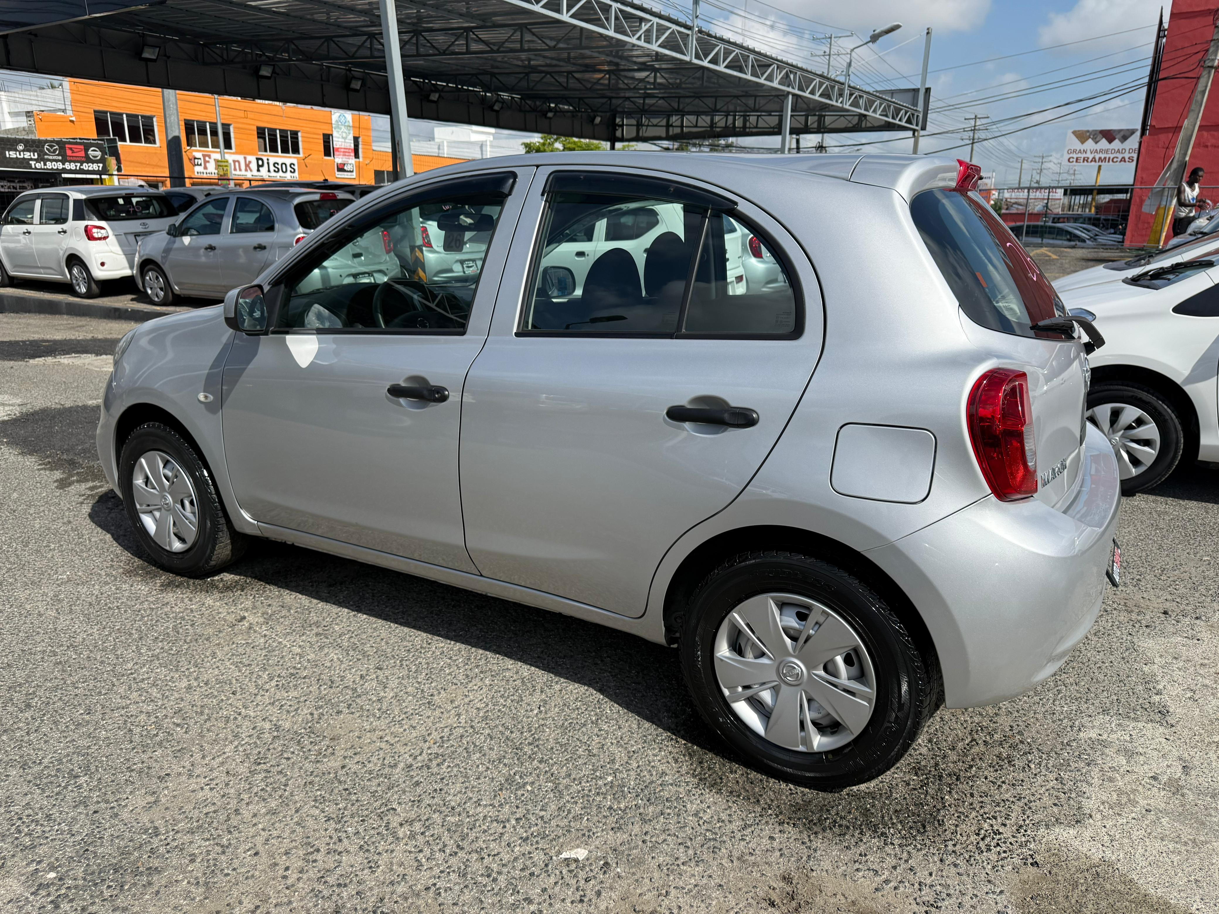 carros - Nissan march 2019 3