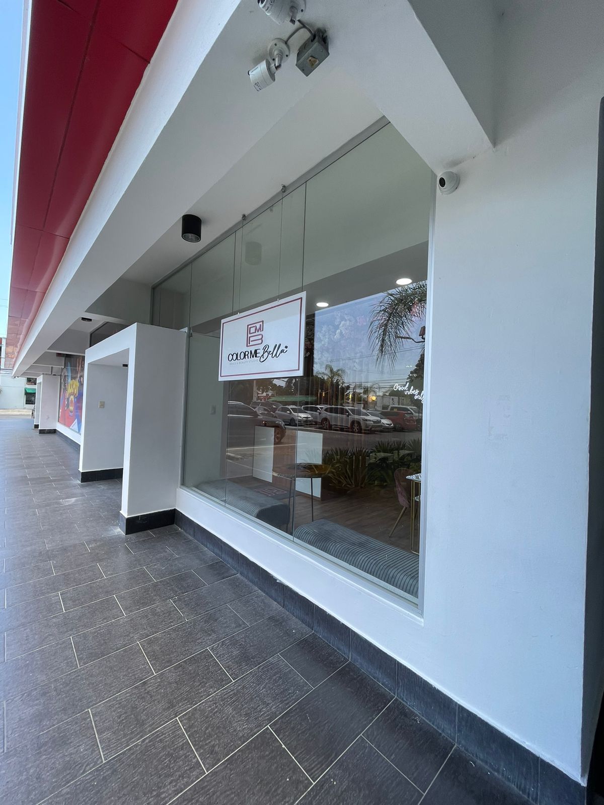 oficinas y locales comerciales - ¡SE VENDE NEGOCIO NAIL BAR RENTABLE Y FUNCIONAL! 3
