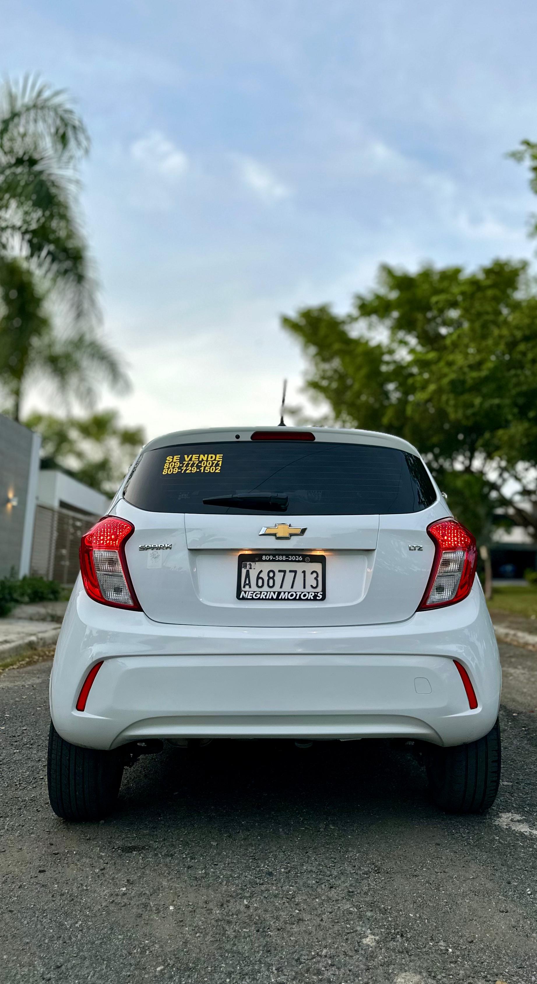 carros - Chrevrolet Spark LTZ, 2016 3