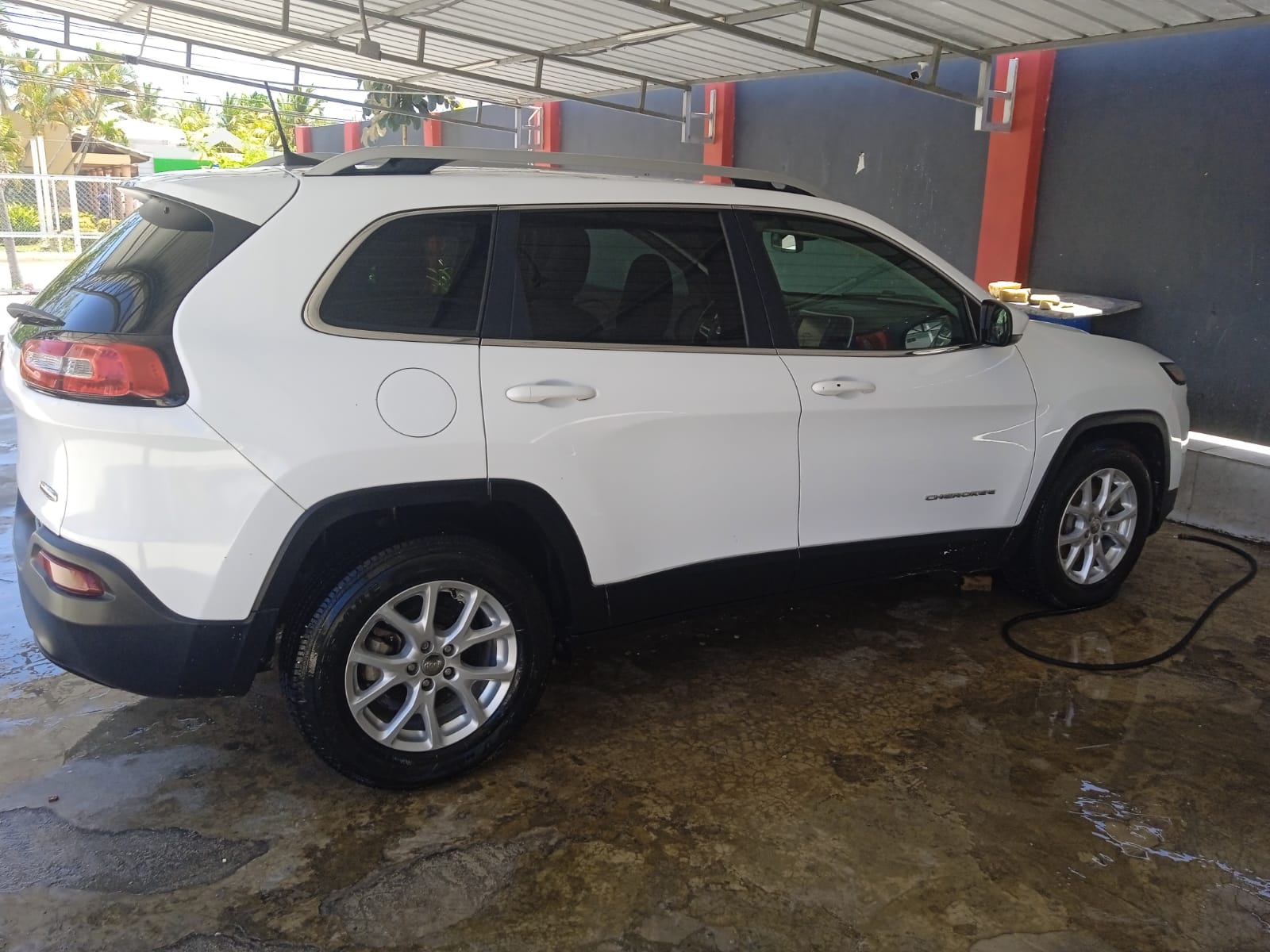 jeepetas y camionetas - Jeep cherokee latitudes plus 2
