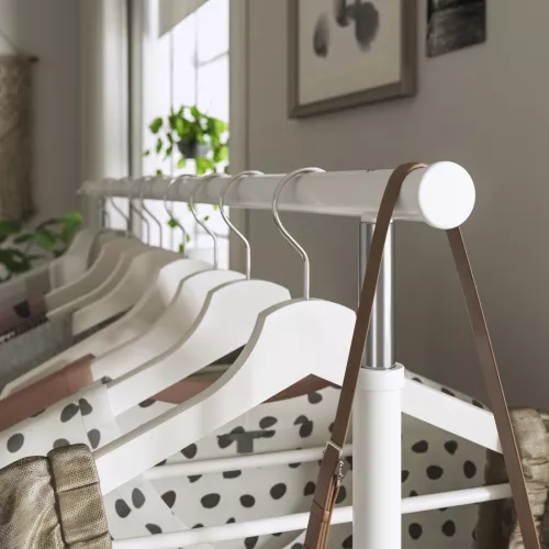 decoración y accesorios - Rack con Ruedas 0