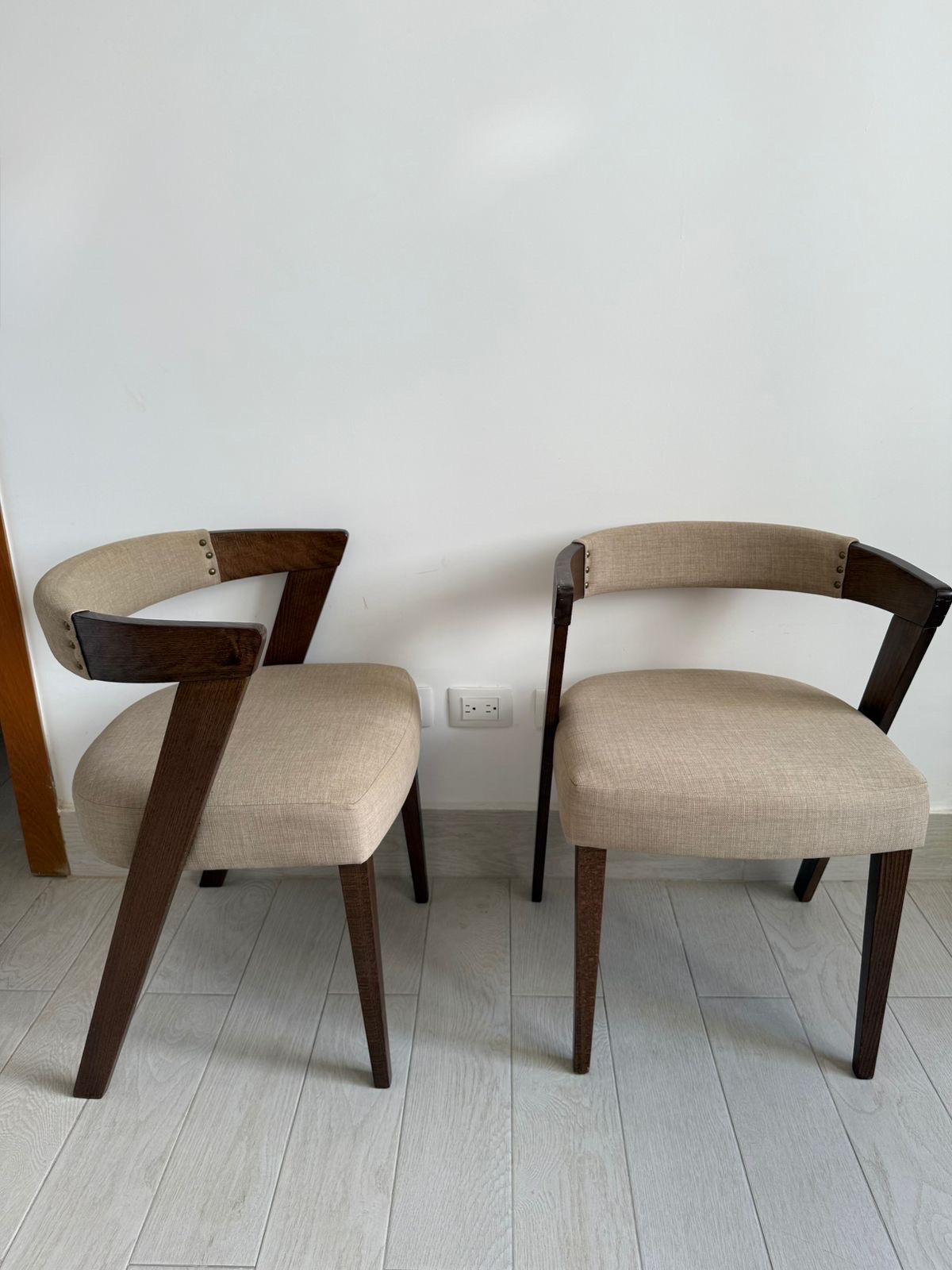 muebles y colchones - Sillas de Comedor Ilumel como nuevas 3