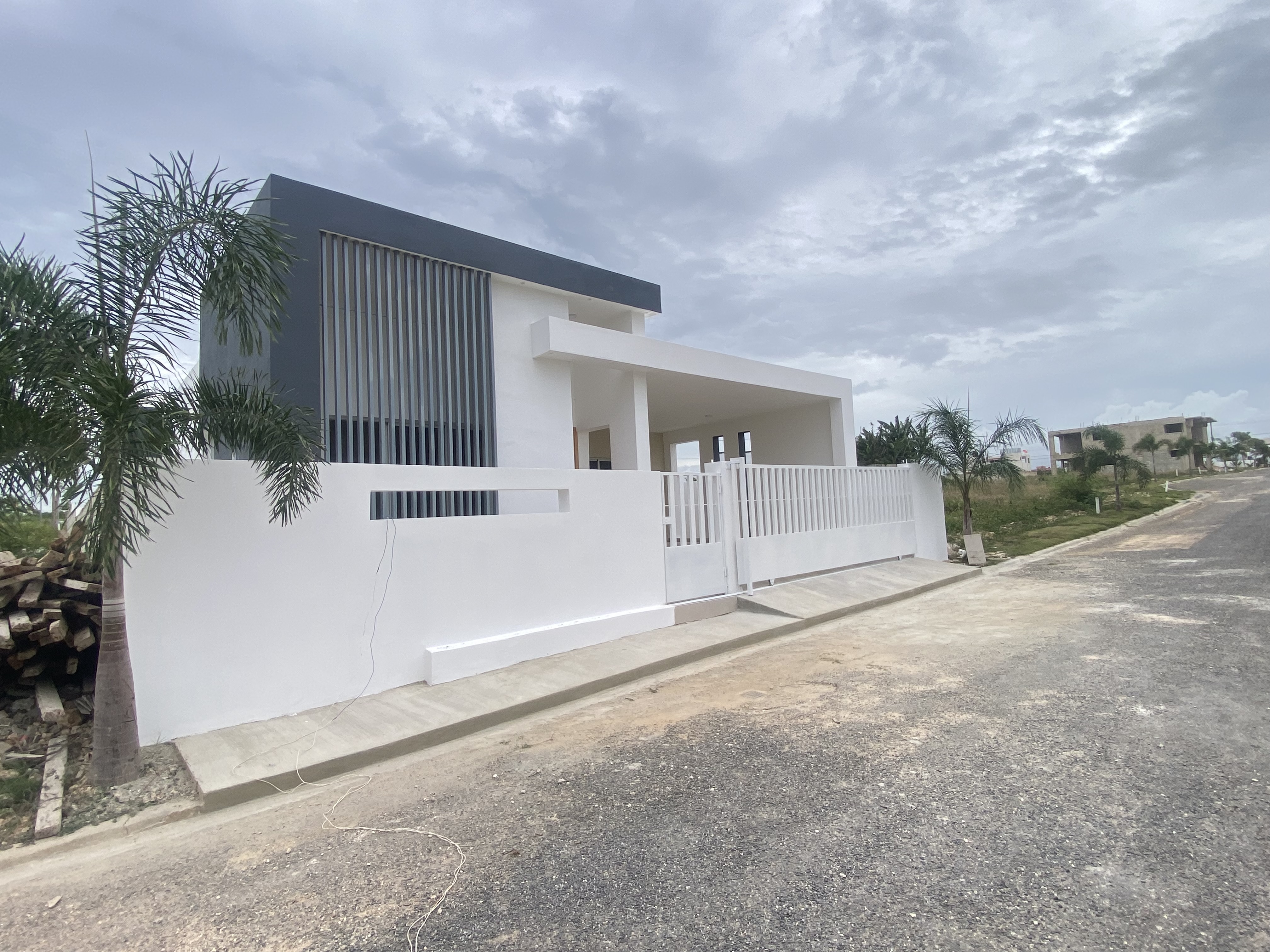 casas - Casa estilo villa a 5 minuto de la playa caleta  5