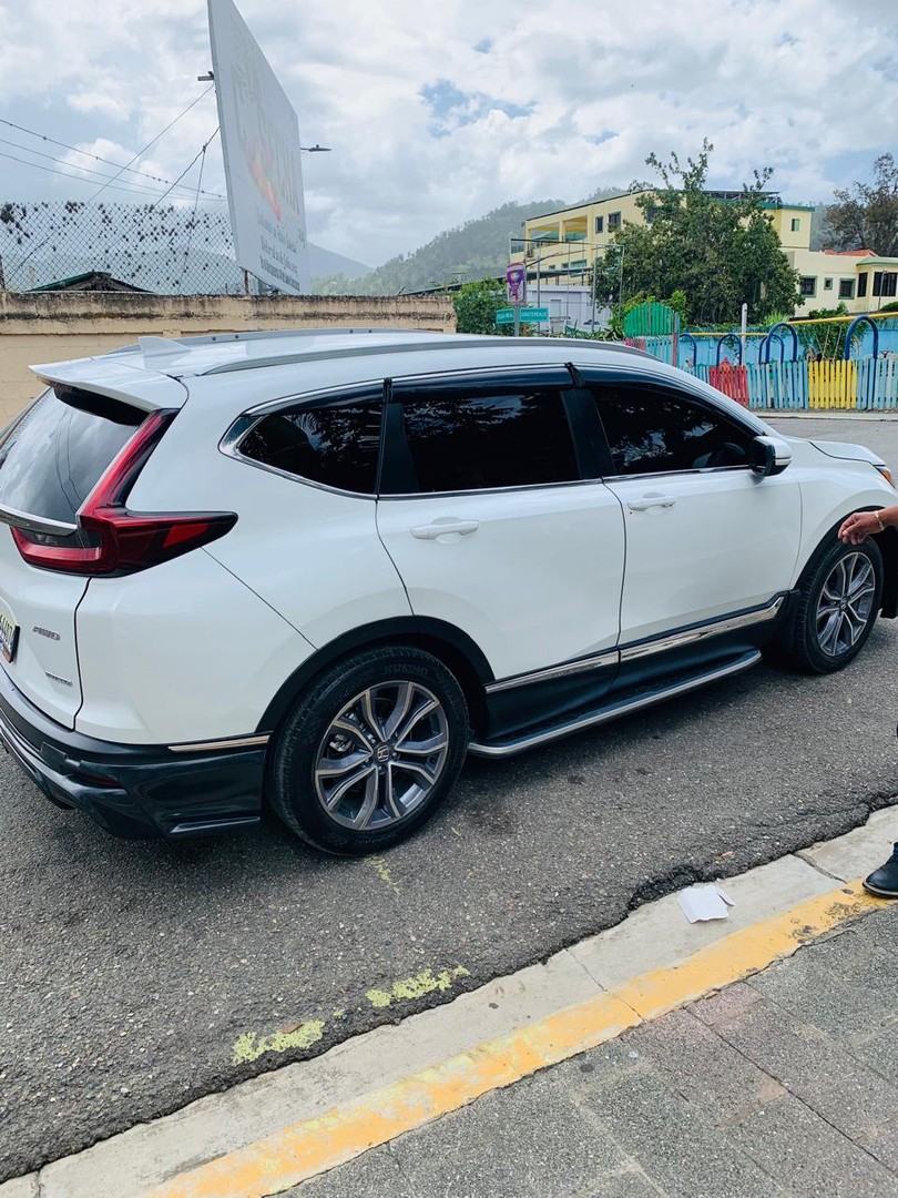 jeepetas y camionetas - CR-V touring año 2022

 4