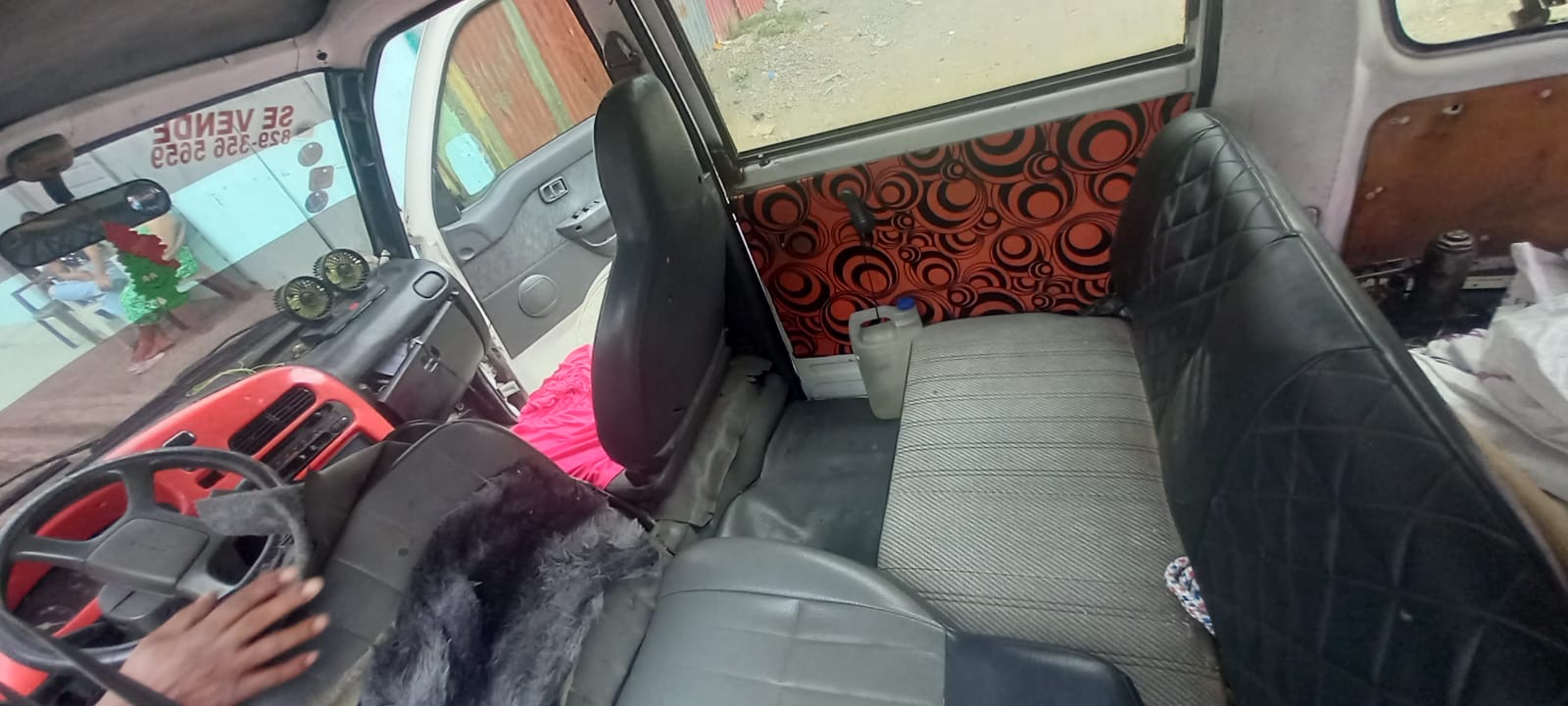 otros vehiculos - Furgoneta Daihatsu, modelo Hijet, año '98. 1