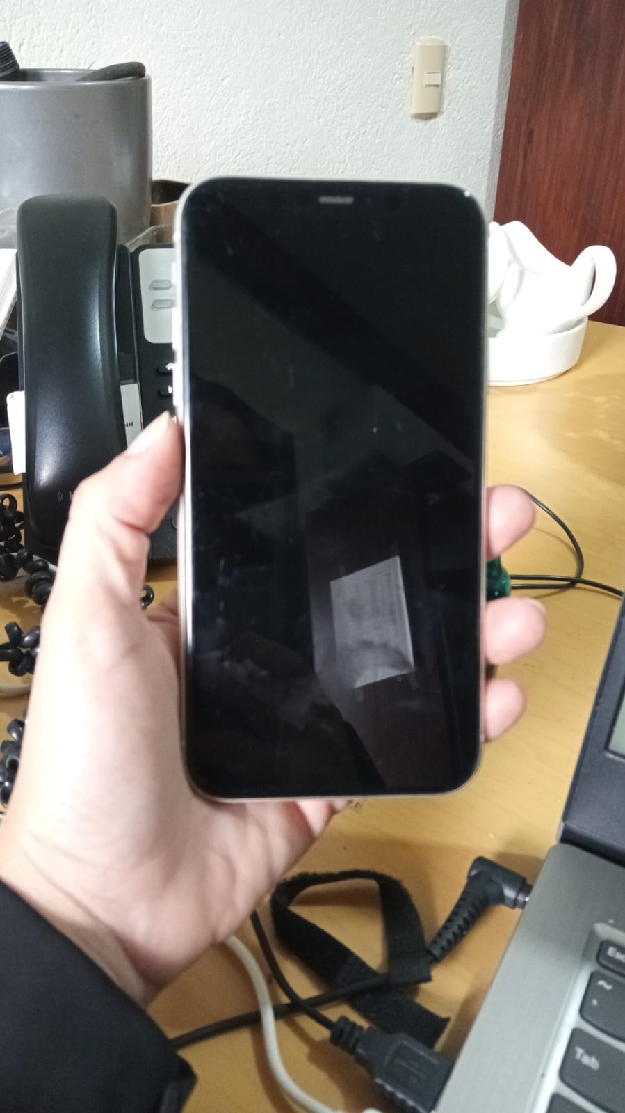 celulares y tabletas - Vendo Iphone 11