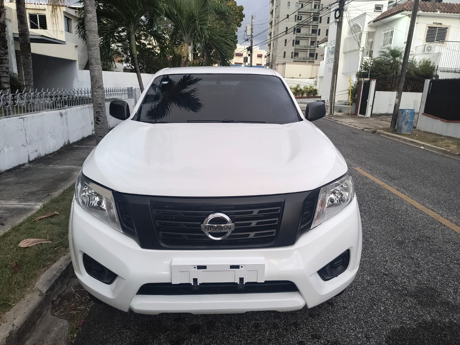 jeepetas y camionetas - Nissan Frontier NP300 2019 Nitida 5