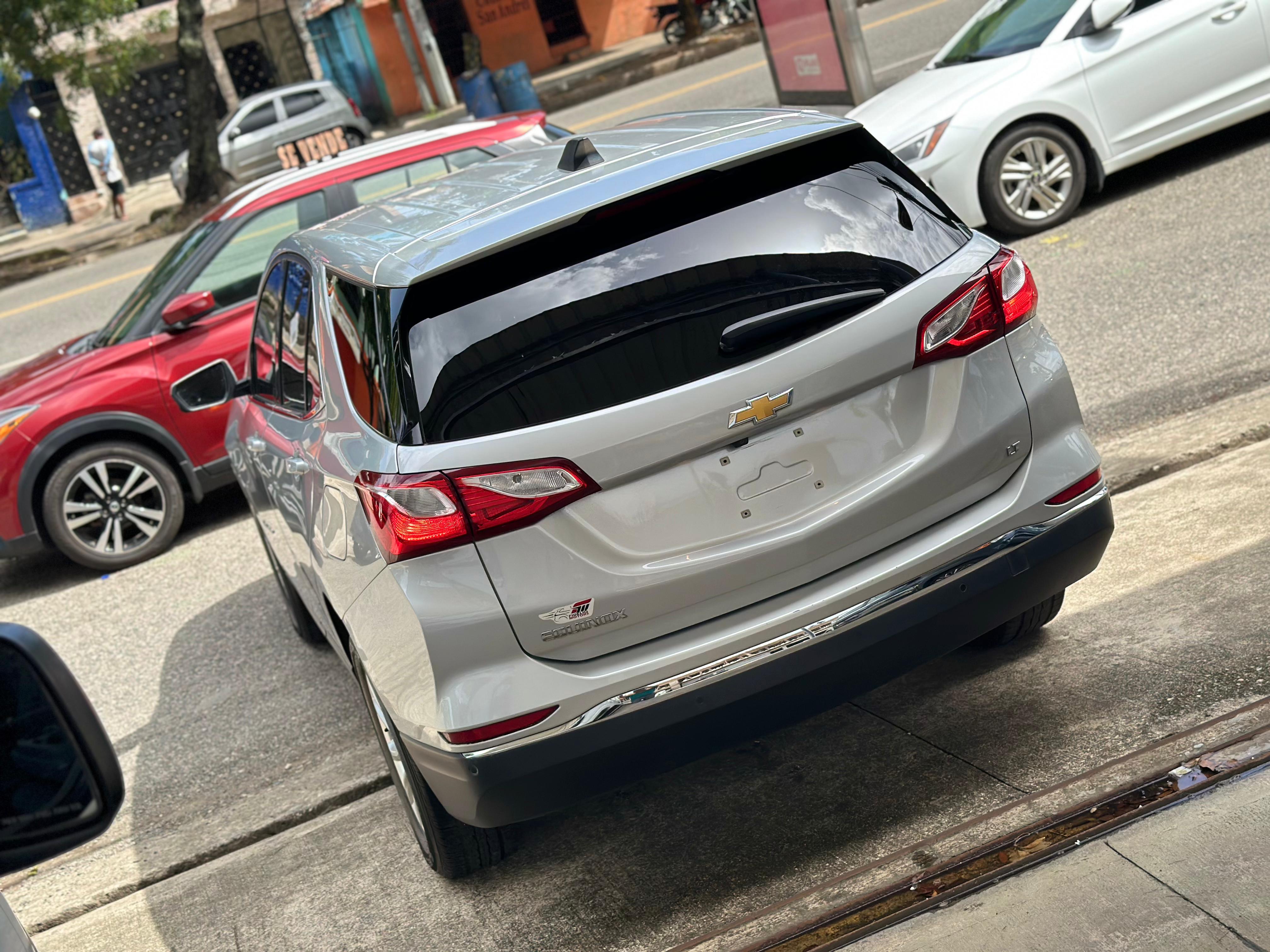 jeepetas y camionetas - 2020 CHEVROLET EQUINOX LT CLEAN CARFAX 3